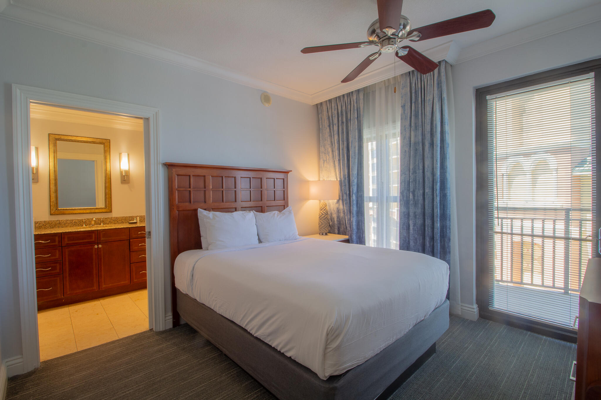 EMERALD GRANDE - Residential