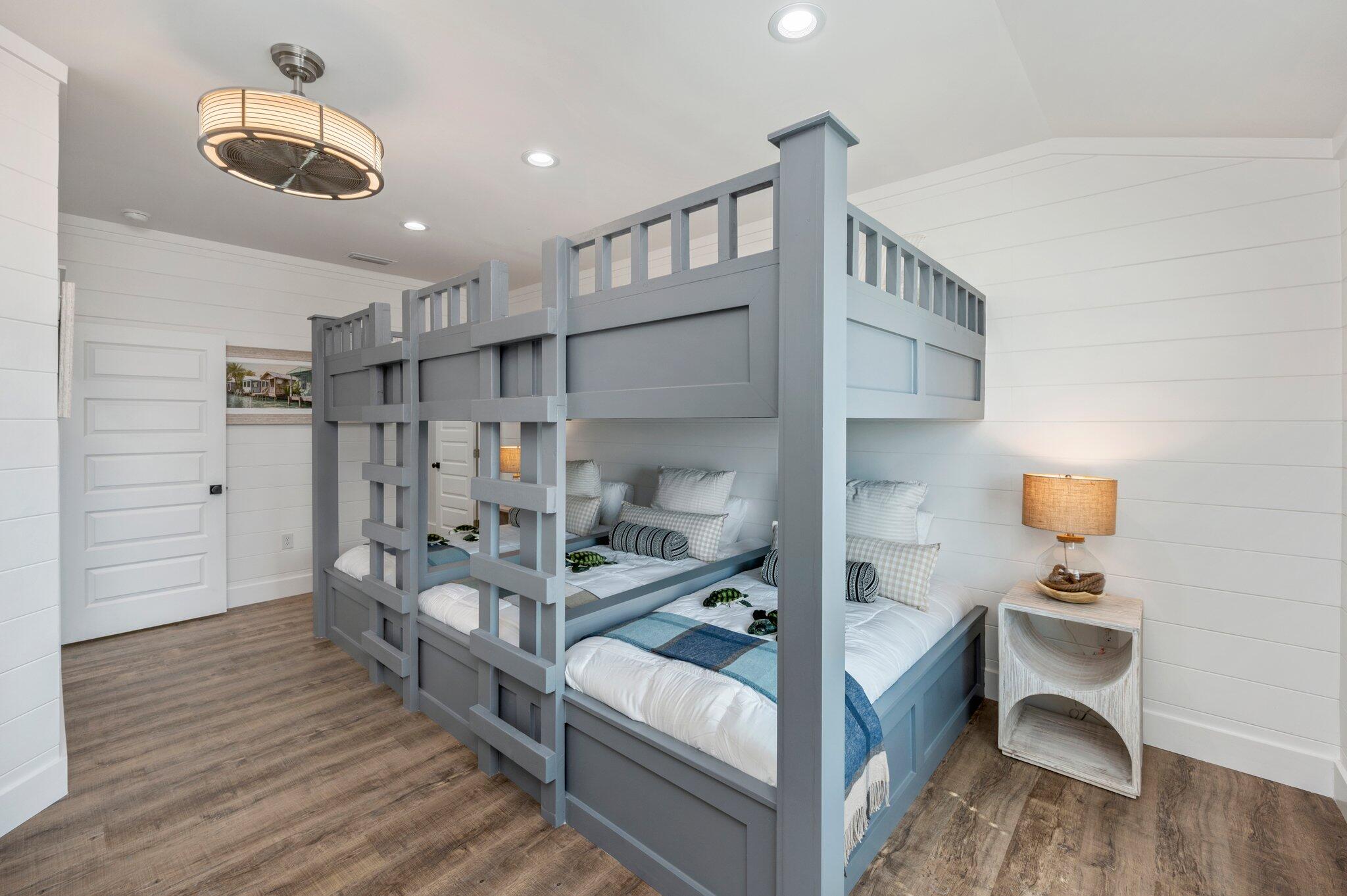 SANDPIPER BEACH COLONY UNREC - Residential