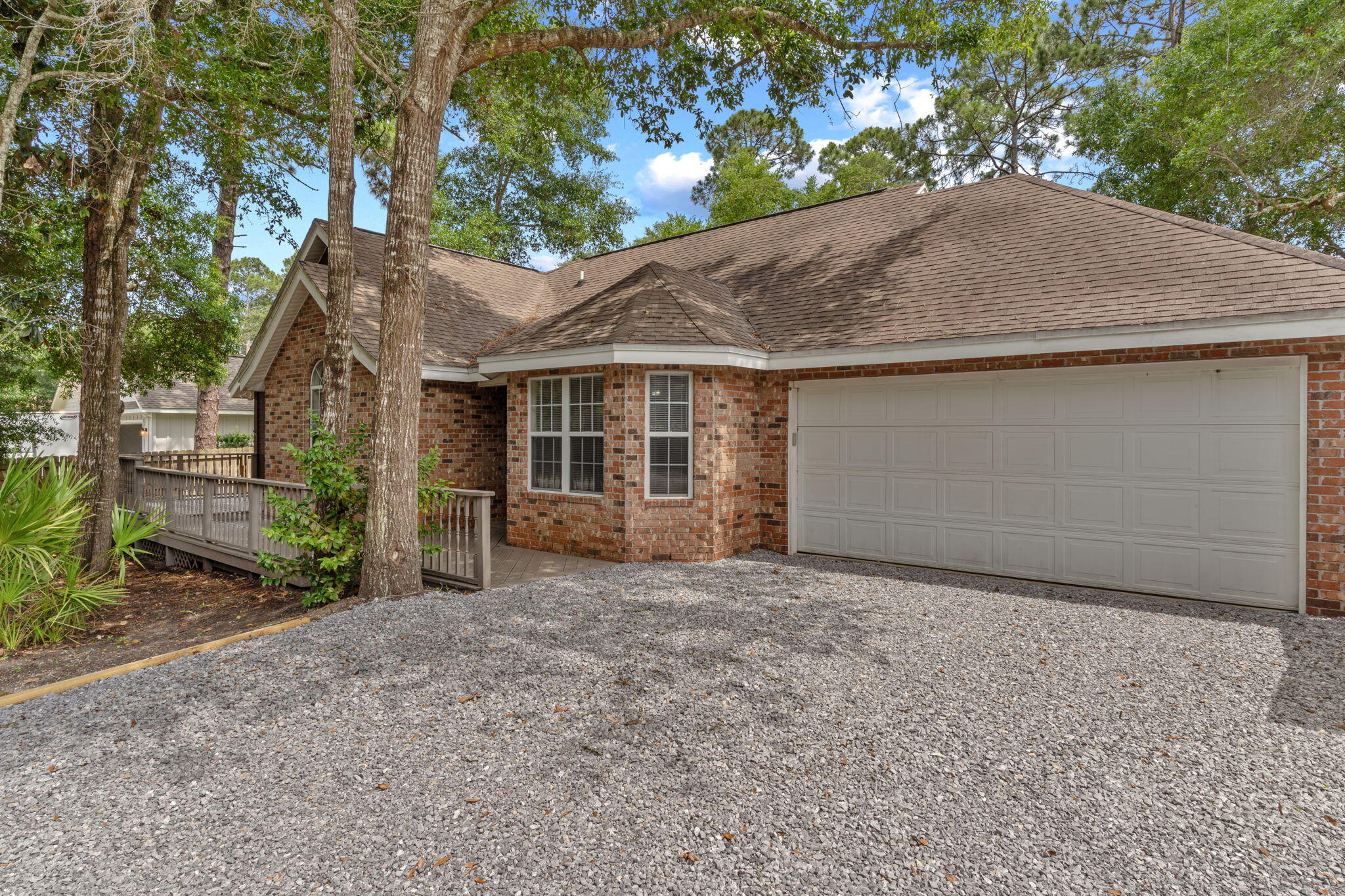 67 W Wild Briar Road