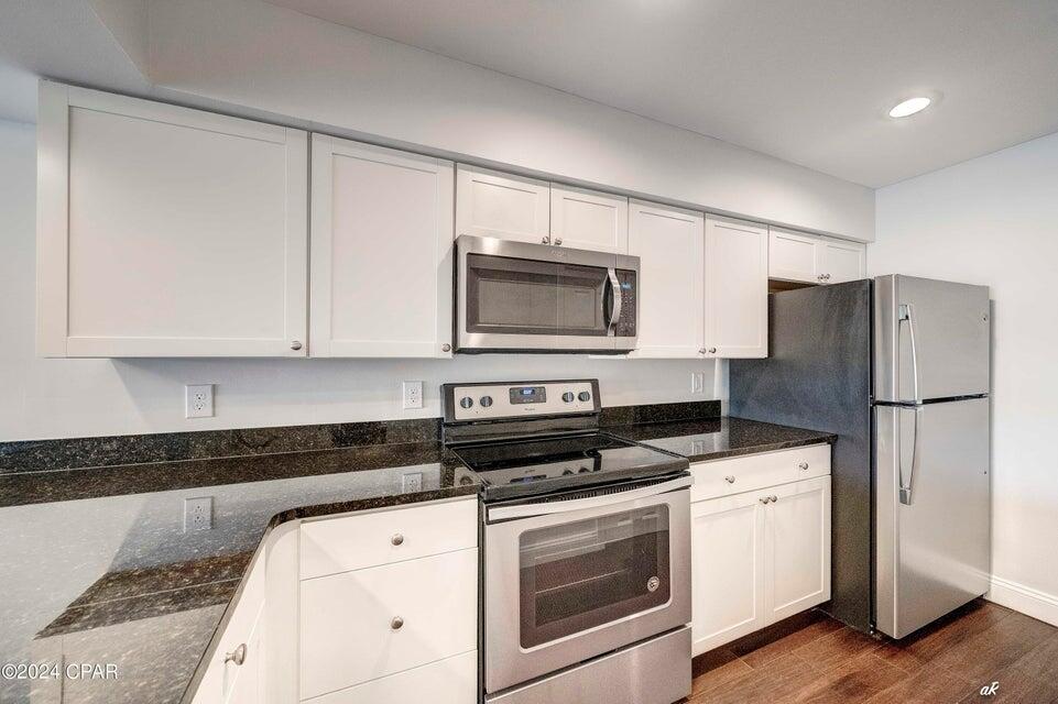 Hombre Golf Village - Residential Lease