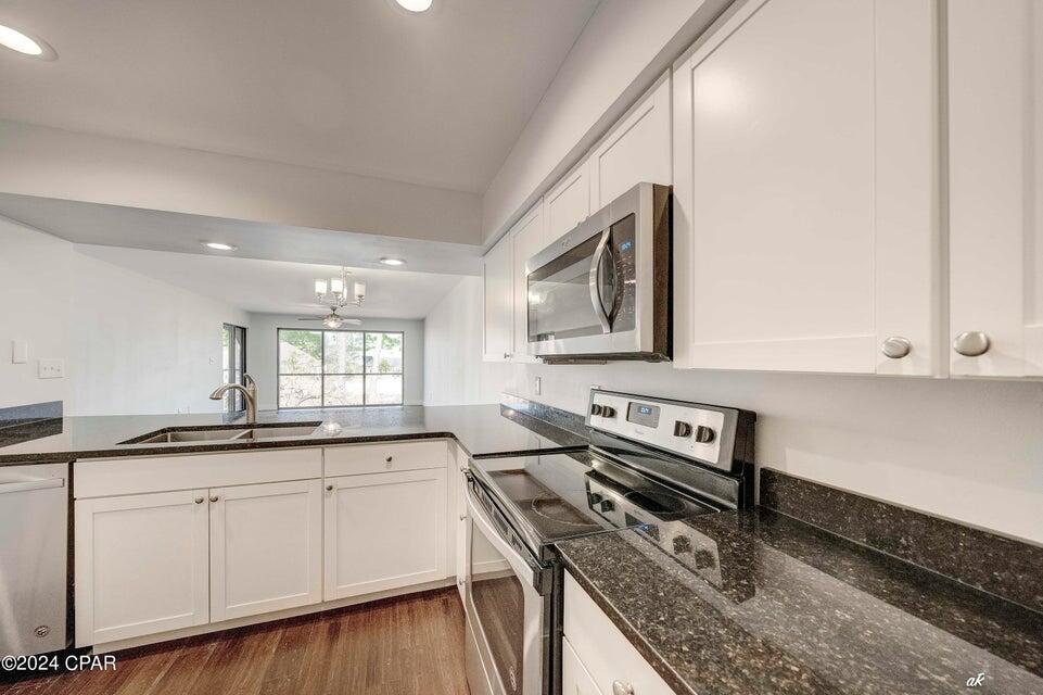 Hombre Golf Village - Residential Lease