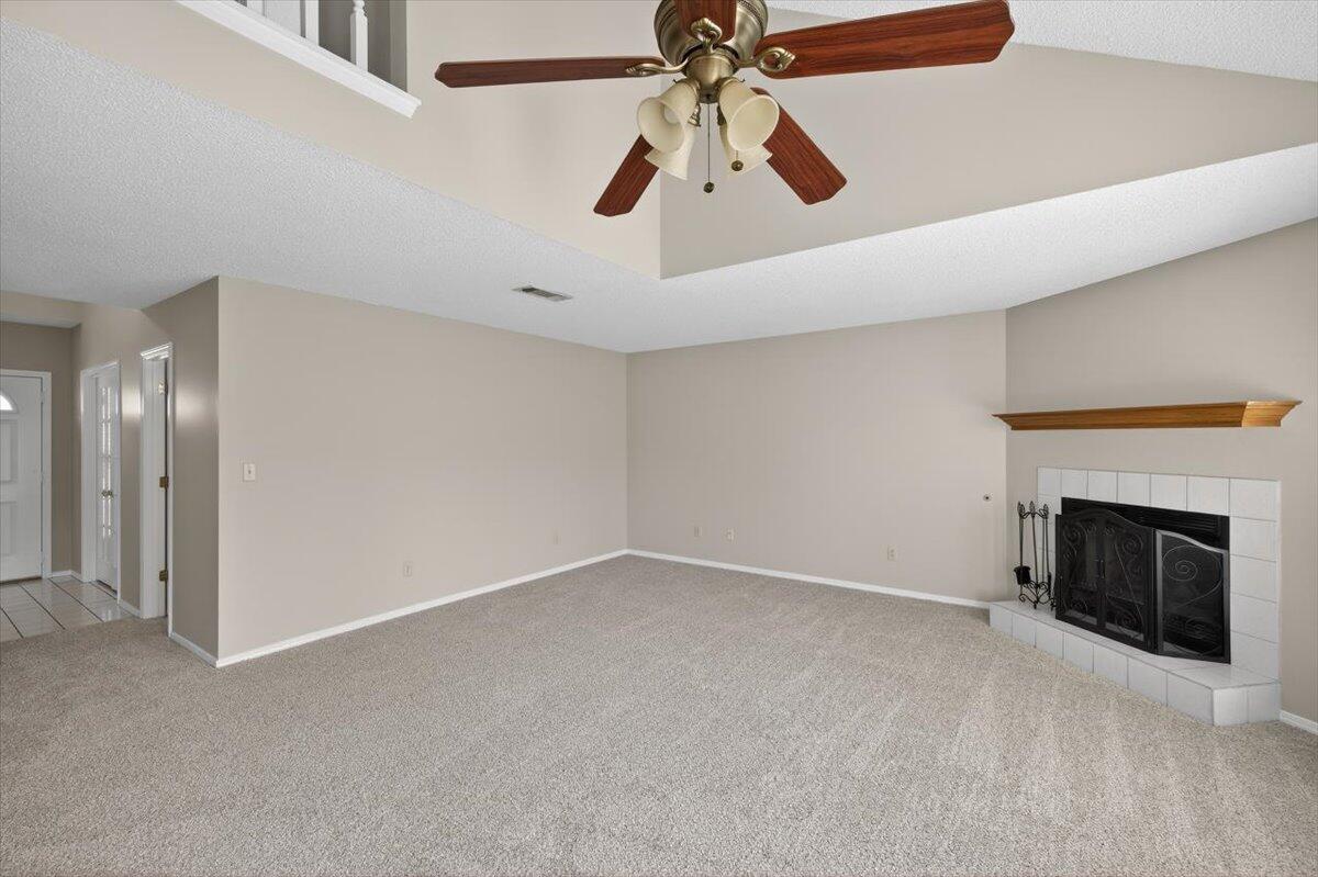 PARKWOOD SQUARE PH 1 - Residential