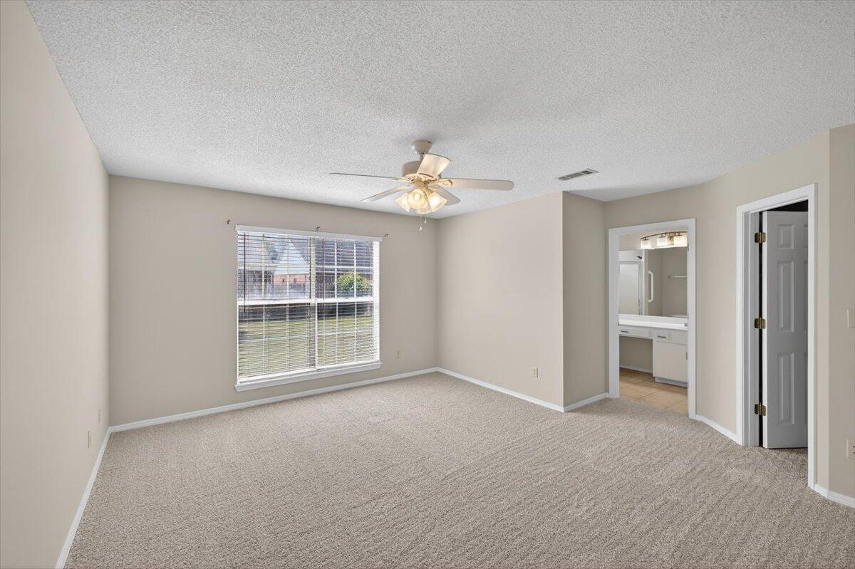 PARKWOOD SQUARE PH 1 - Residential