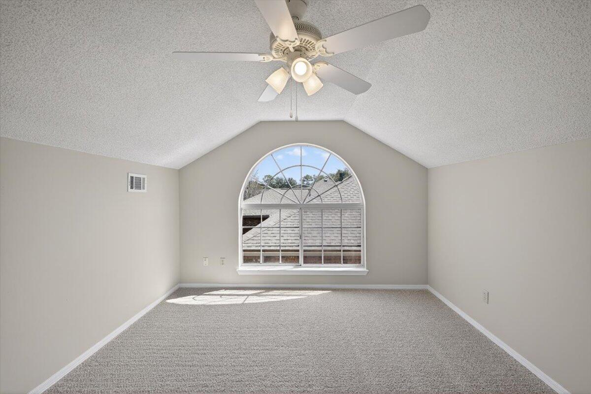 PARKWOOD SQUARE PH 1 - Residential