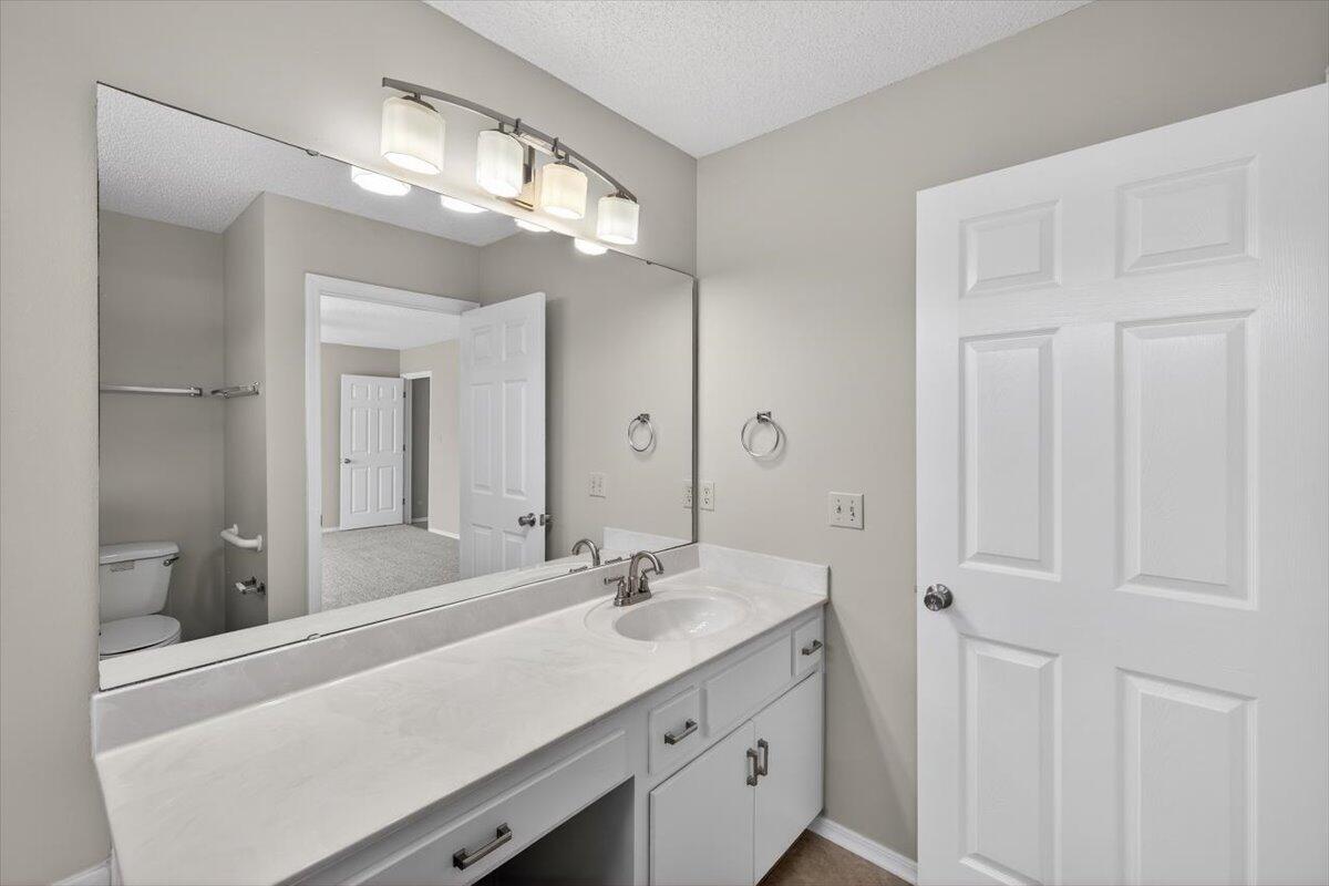 PARKWOOD SQUARE PH 1 - Residential