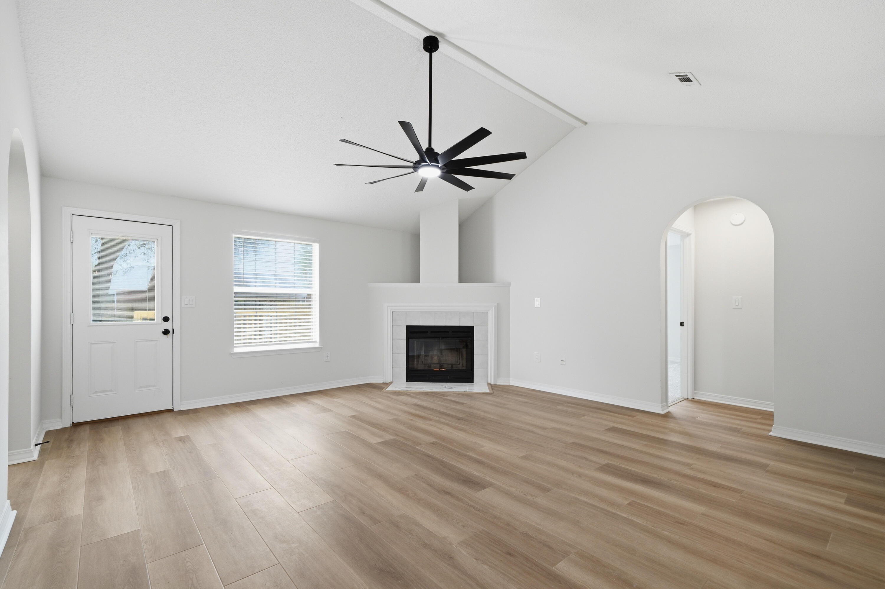 COUNTRYVIEW ESTATES 6TH ADDN PH1 - Residential