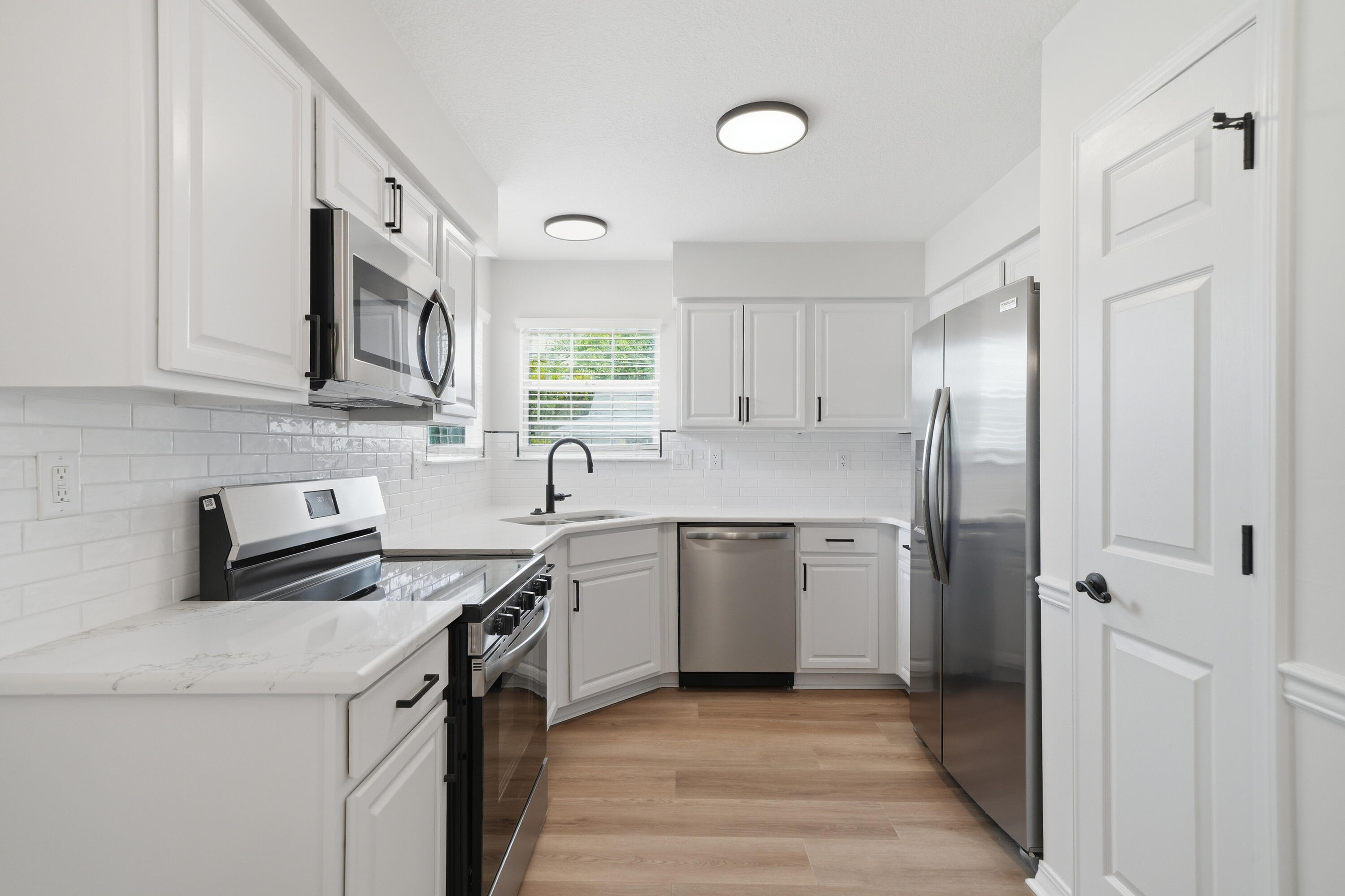 COUNTRYVIEW ESTATES 6TH ADDN PH1 - Residential