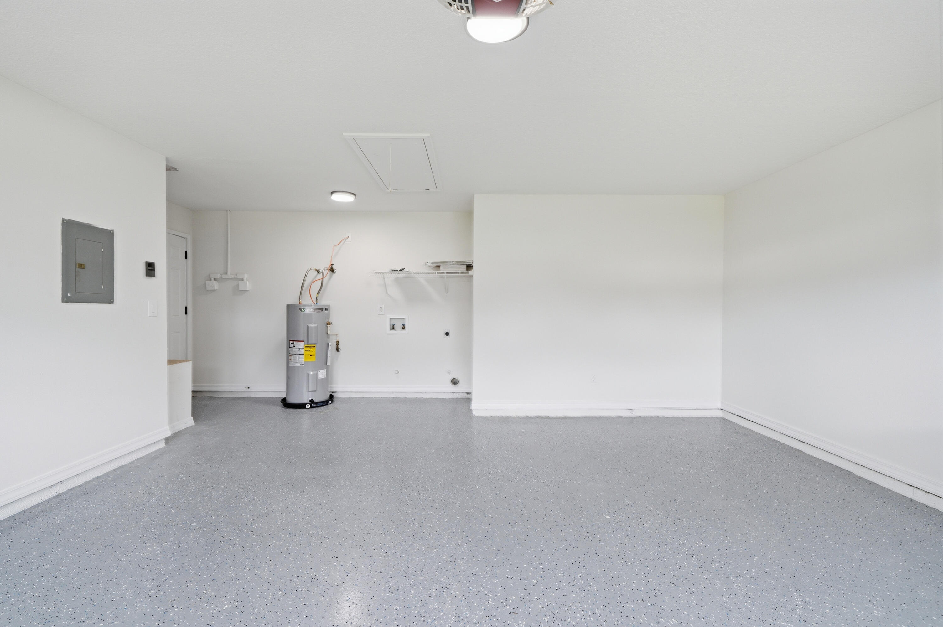 COUNTRYVIEW ESTATES 6TH ADDN PH1 - Residential