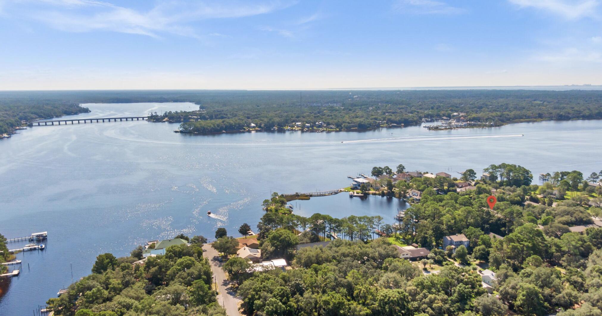 ROCKY BAYOU T/H - Residential