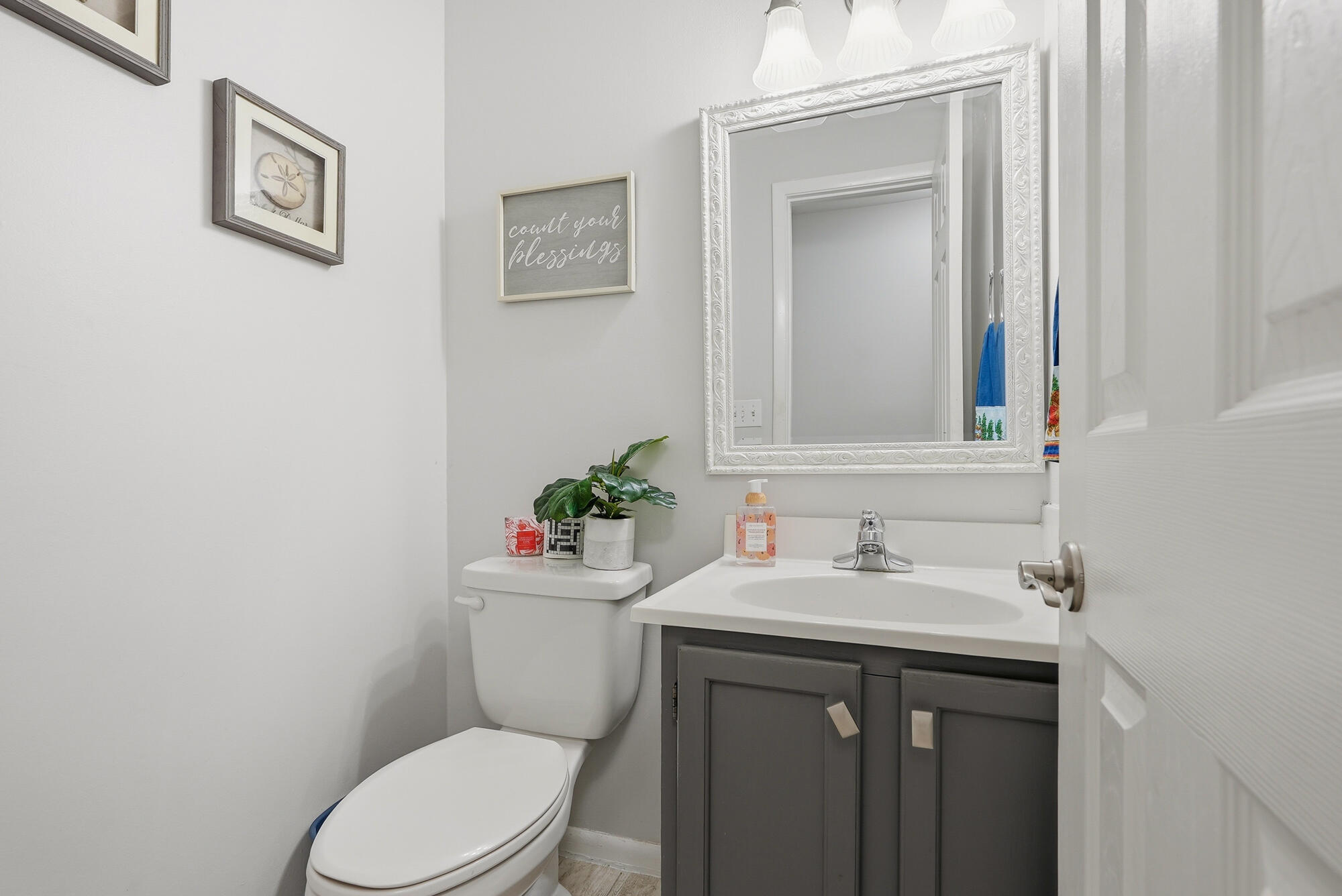 ROCKY BAYOU T/H - Residential
