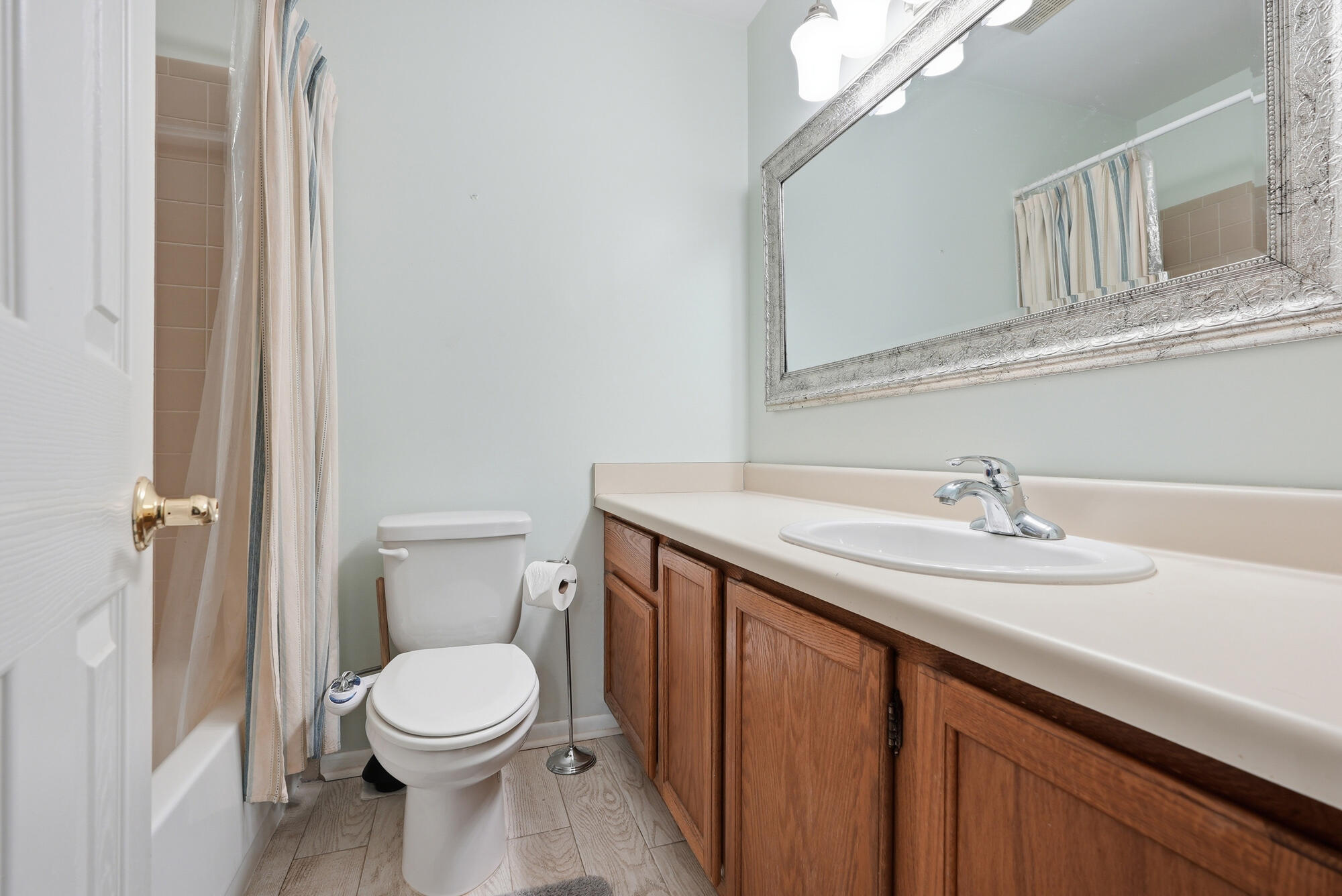 ROCKY BAYOU T/H - Residential