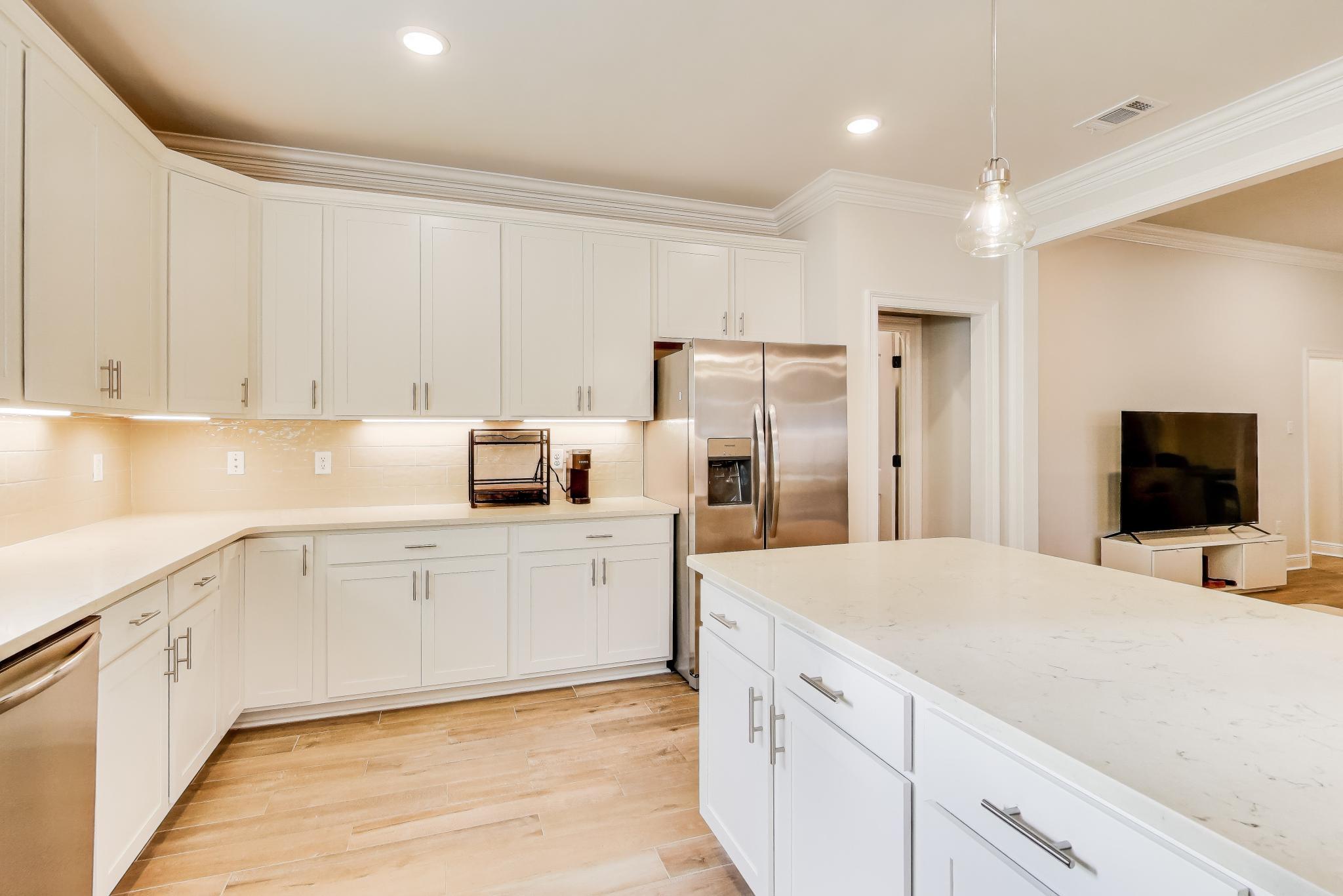 HAMMOCK BAY - BIRD SONG - Residential