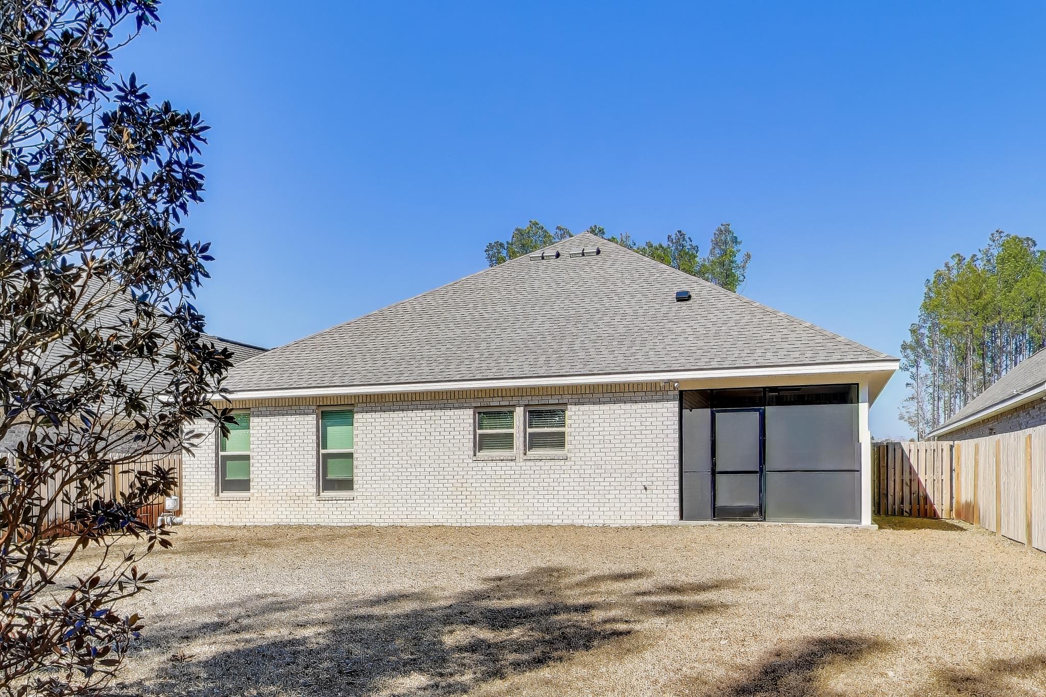 HAMMOCK BAY - BIRD SONG - Residential