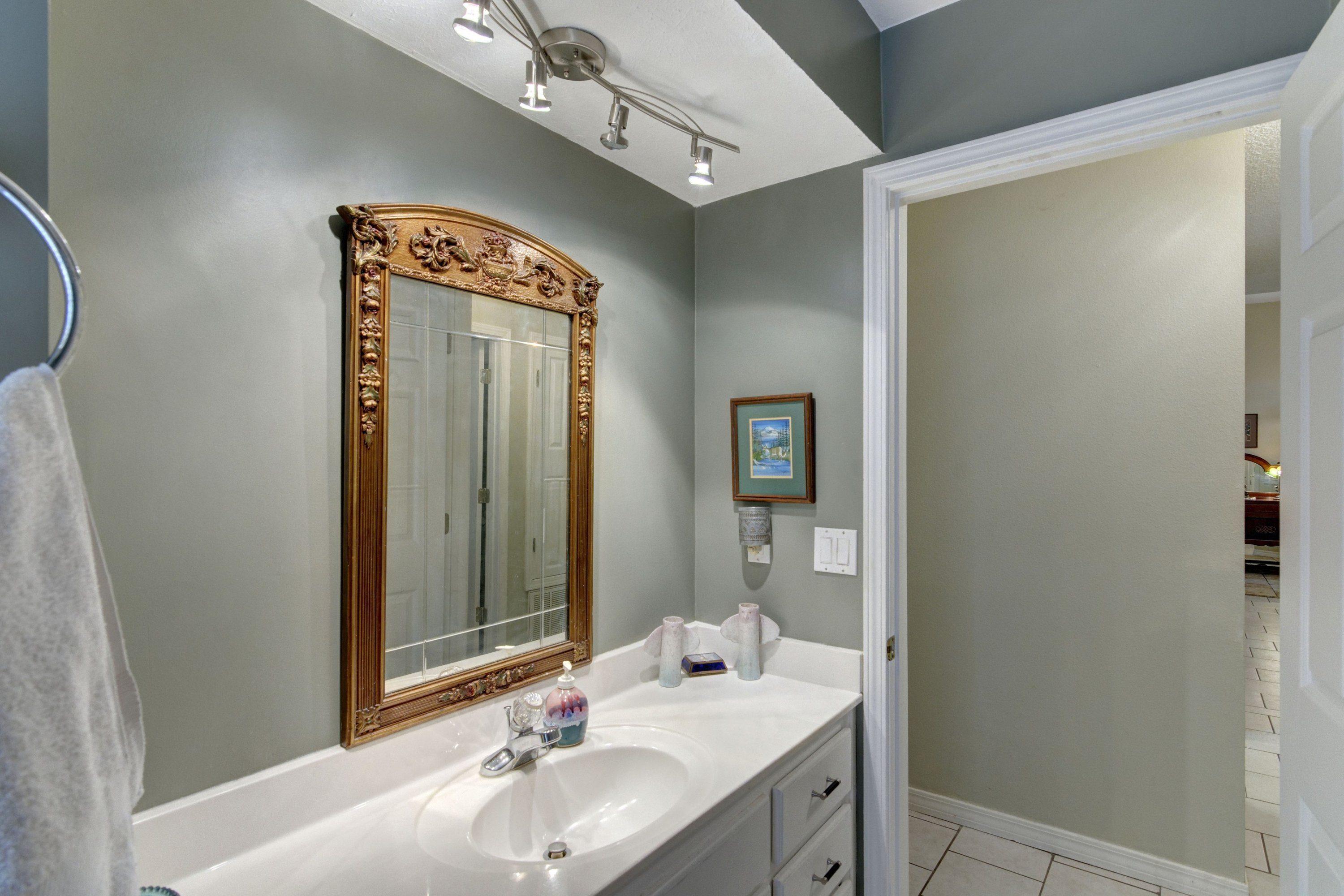 BAY WOODS S/D - Residential