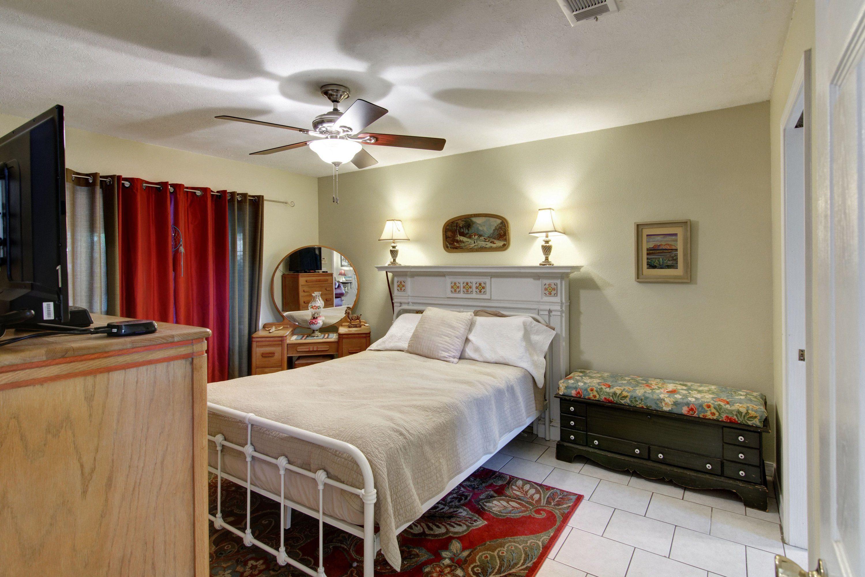 BAY WOODS S/D - Residential