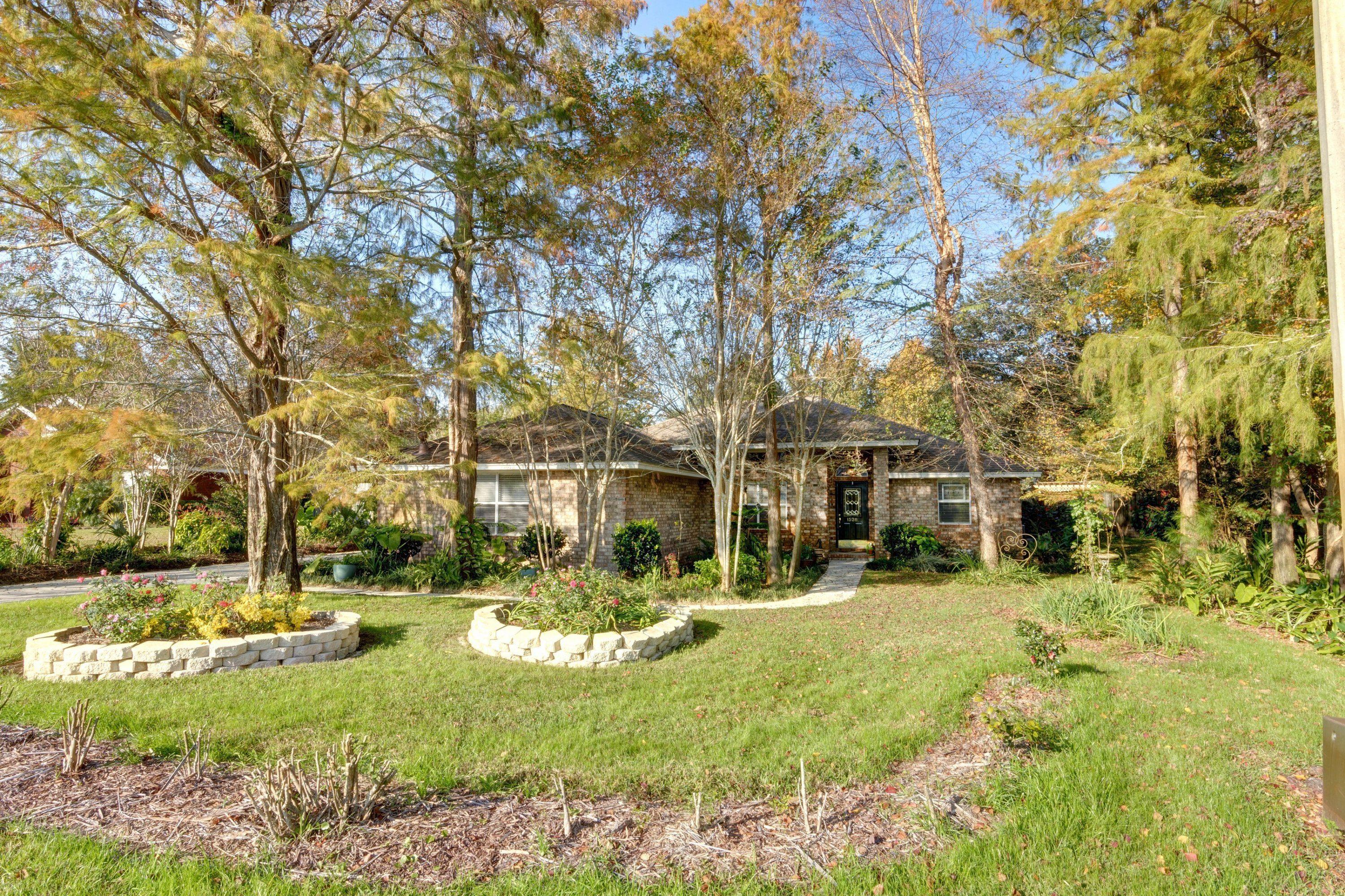 BAY WOODS S/D - Residential