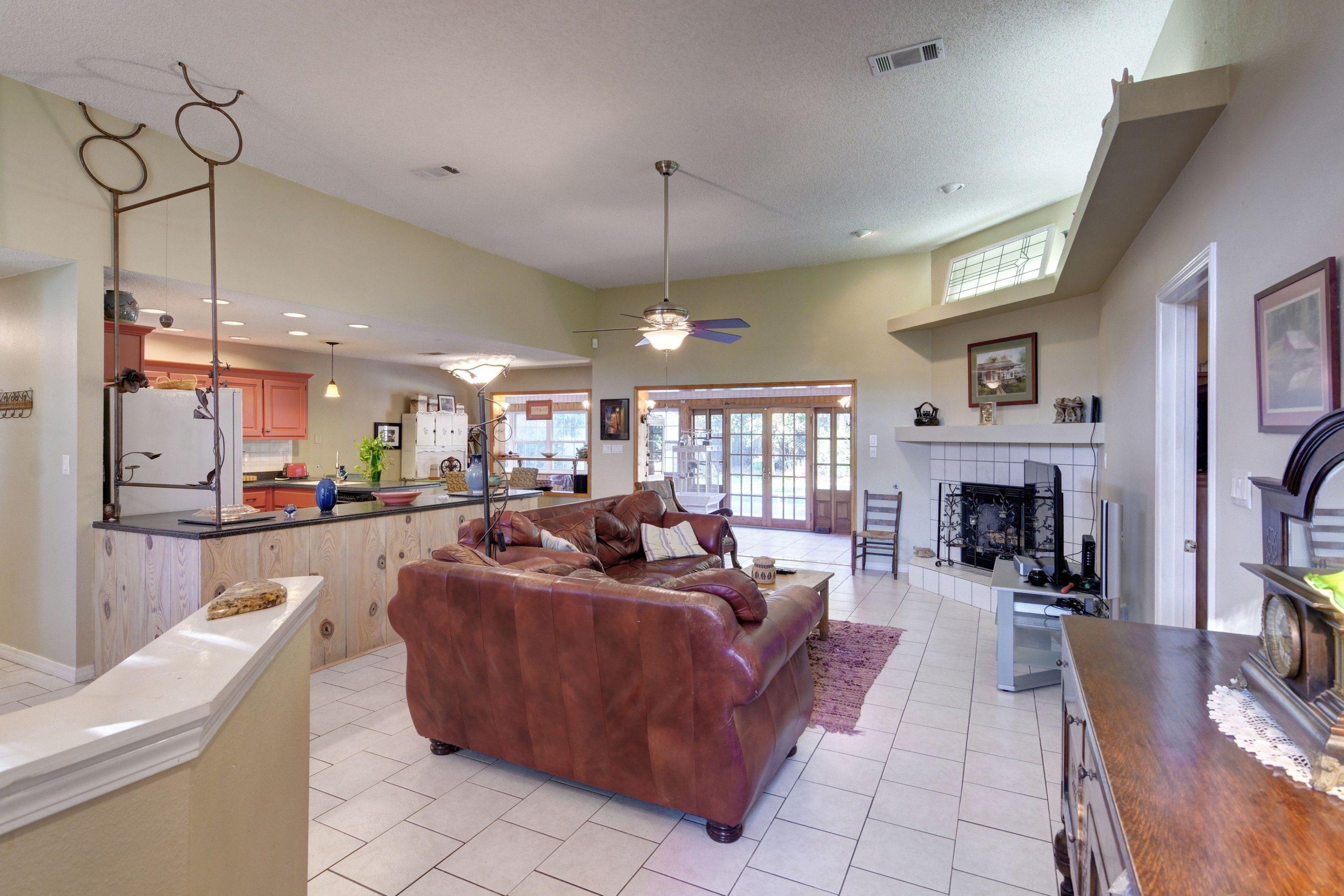 BAY WOODS S/D - Residential