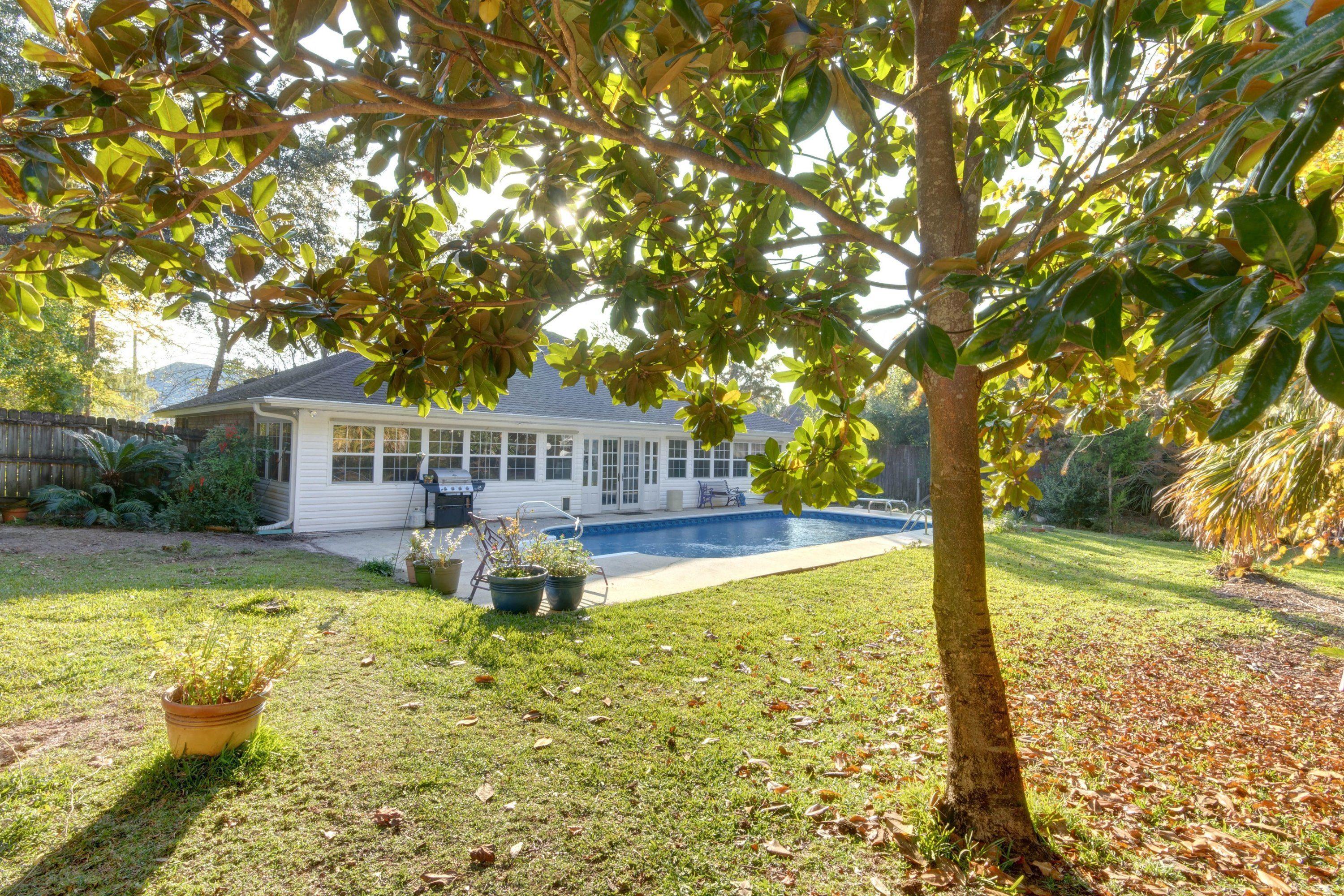 BAY WOODS S/D - Residential