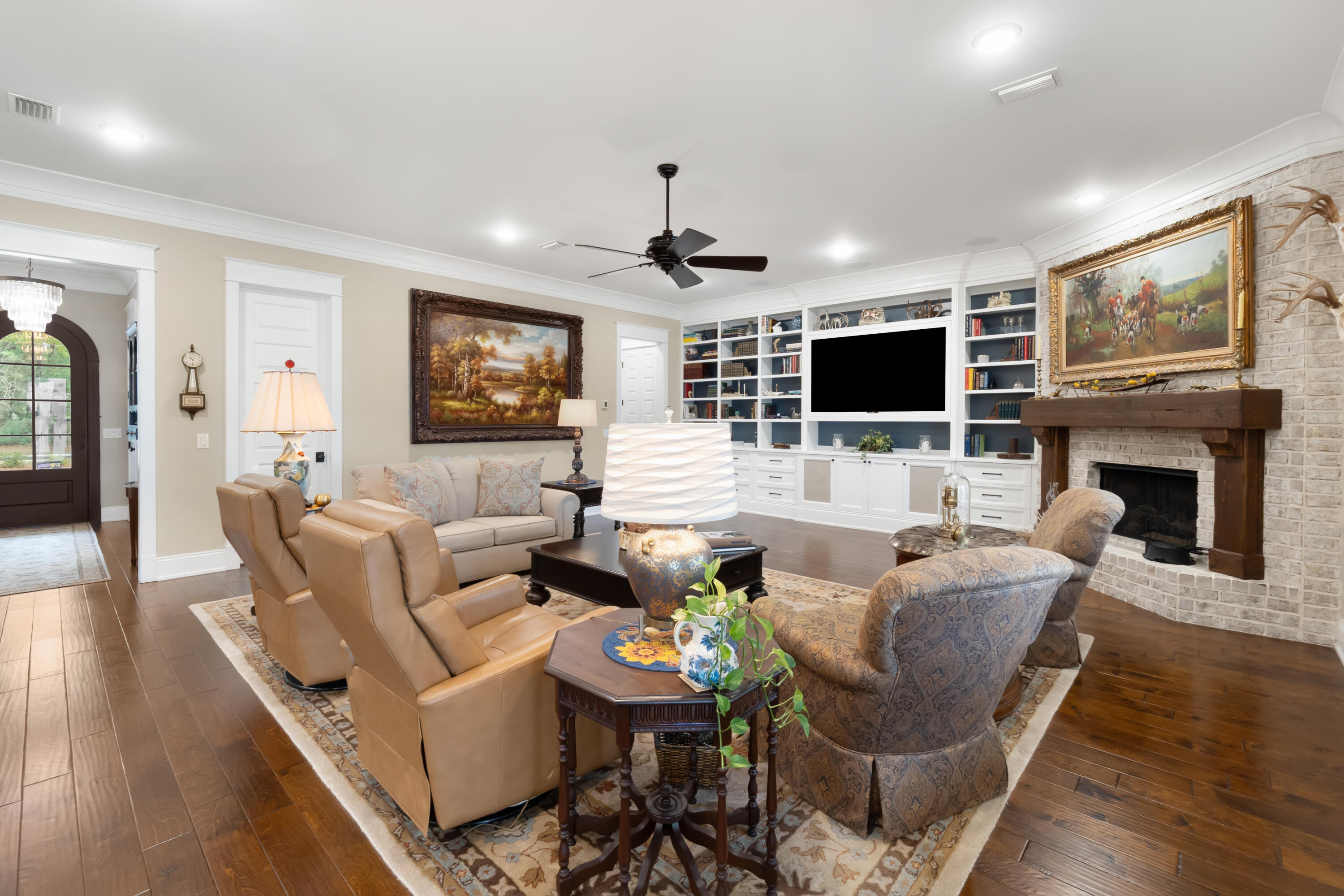 BAY POINTE PLANTATION - Residential