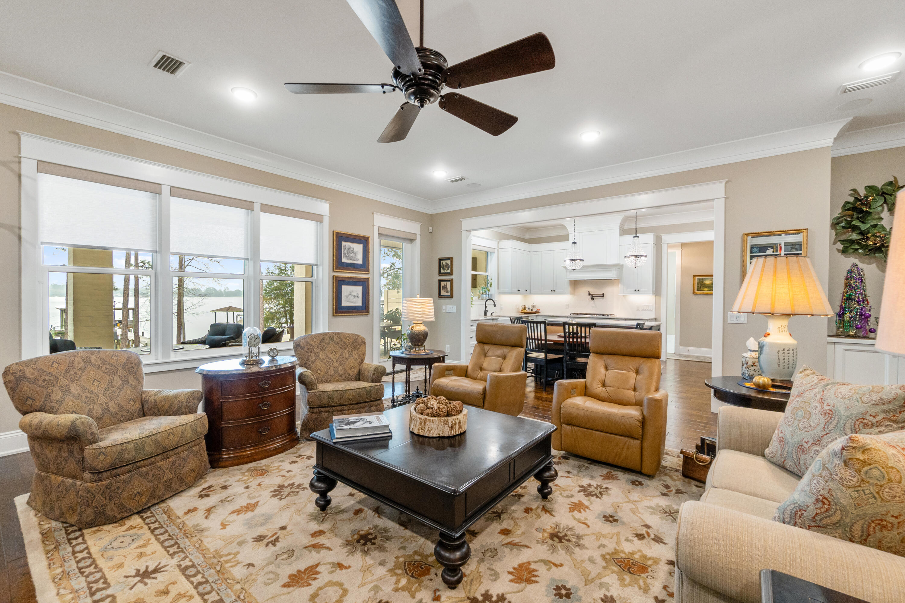 BAY POINTE PLANTATION - Residential