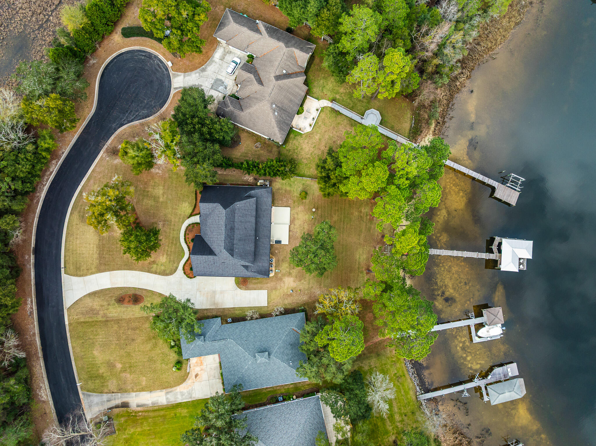 3940 Plantation Cove Court