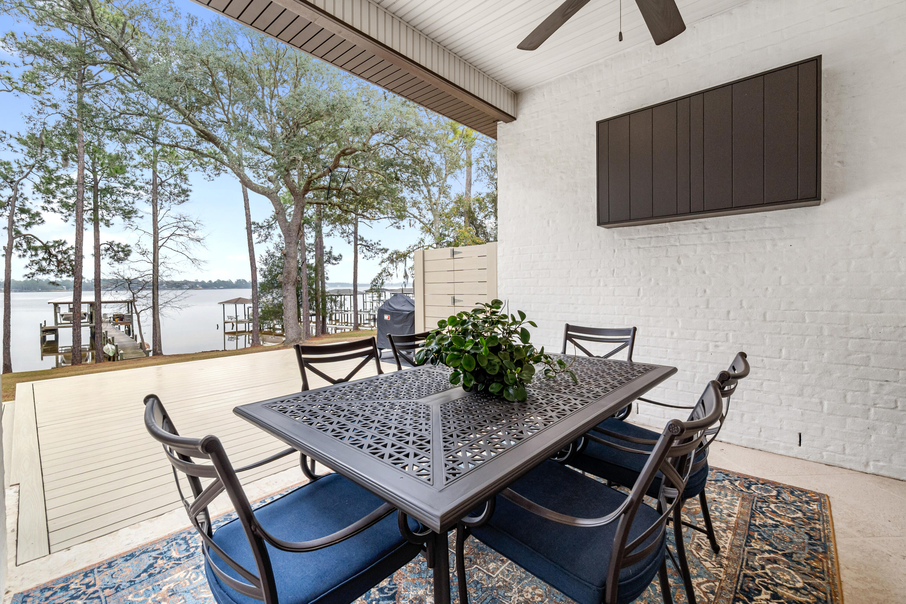 BAY POINTE PLANTATION - Residential