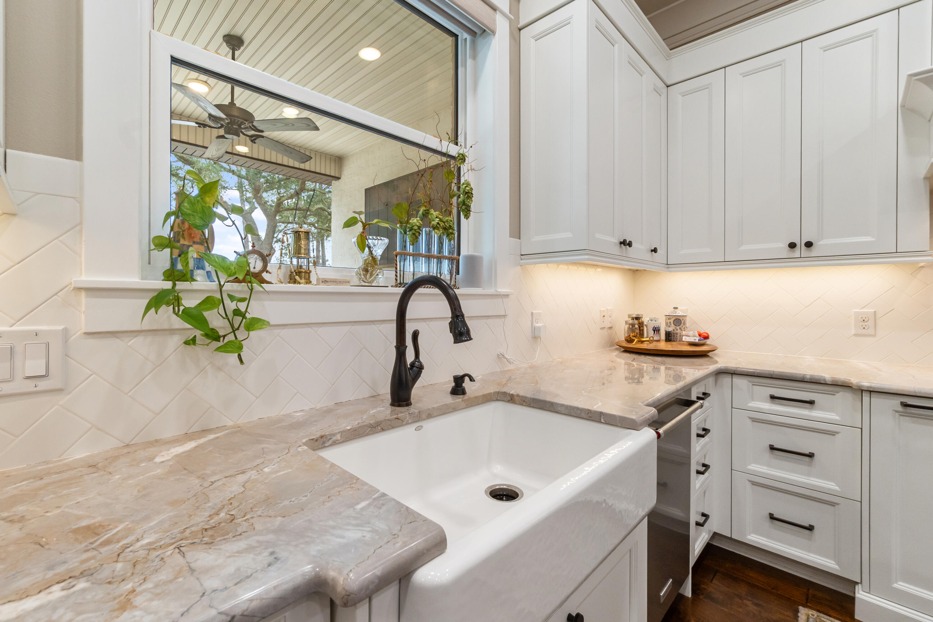 BAY POINTE PLANTATION - Residential