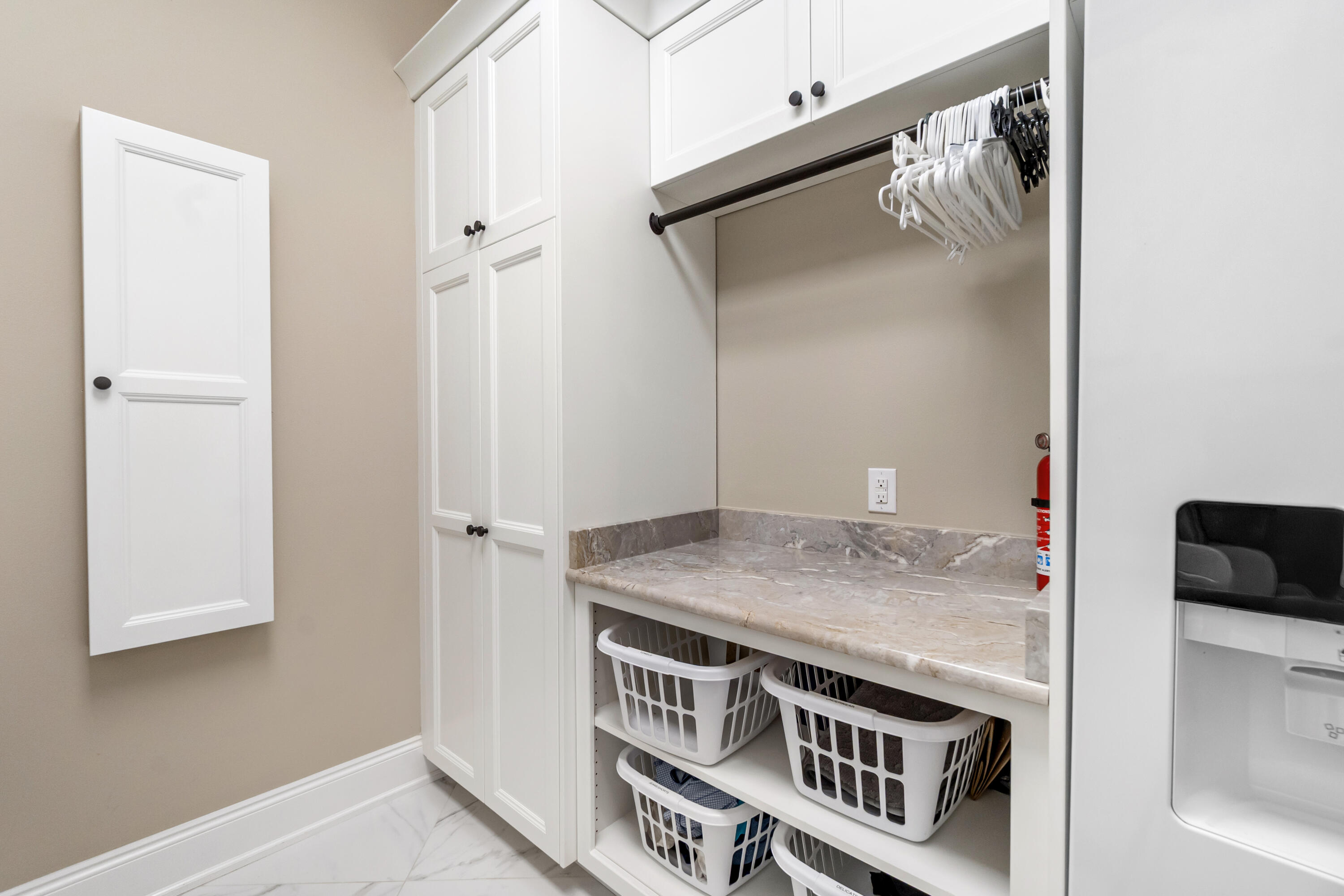 BAY POINTE PLANTATION - Residential