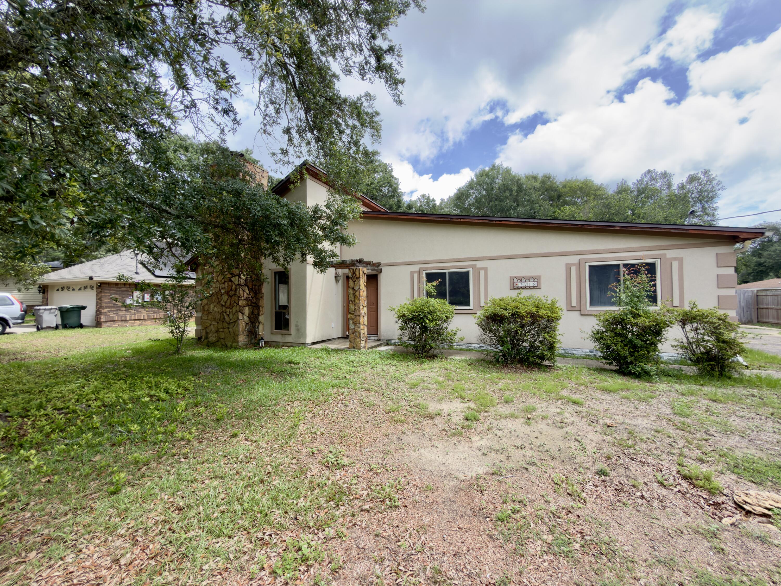 CHARTER OAKS - Residential