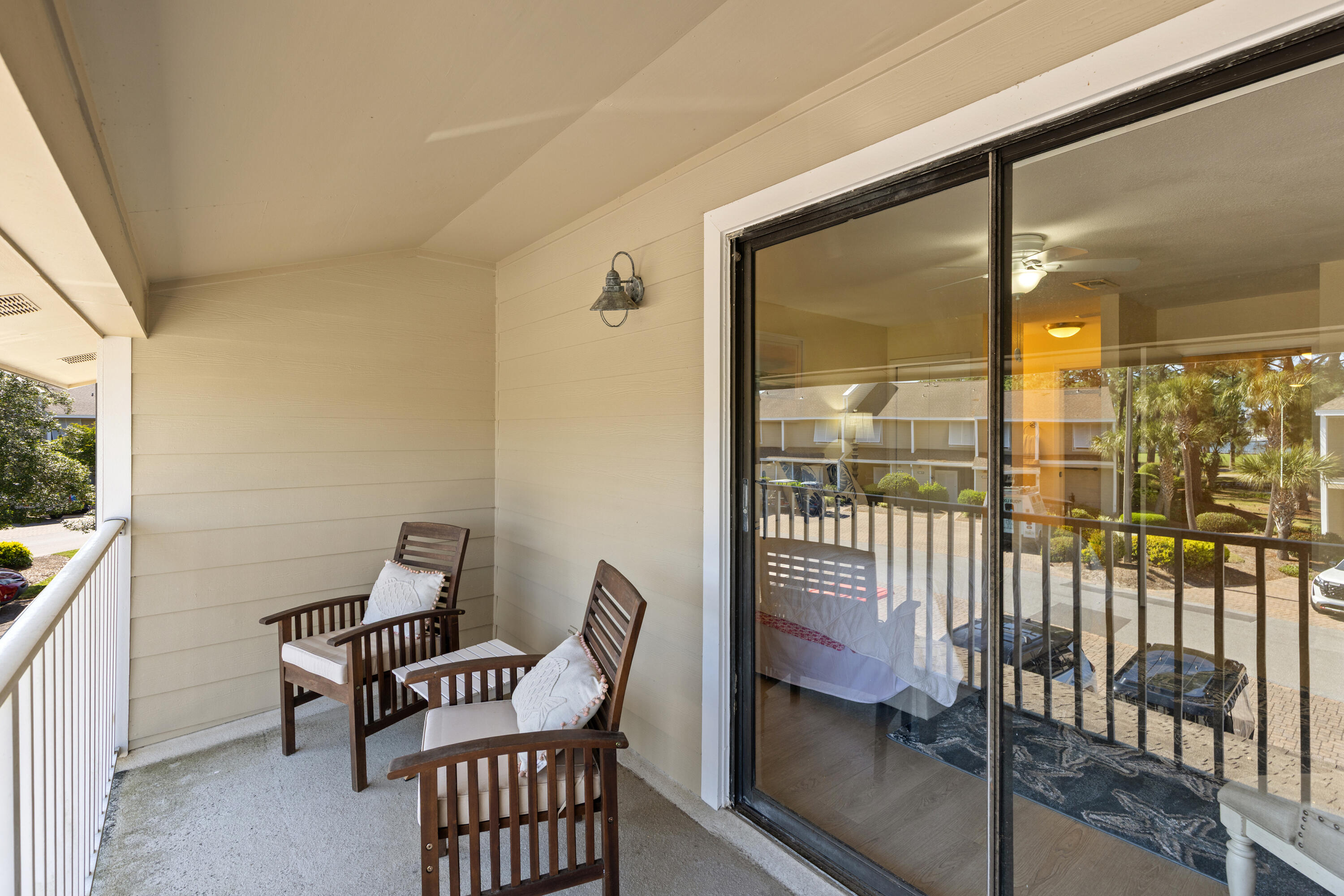 BAYOU VILLAGE CONDO PH 1 - Residential