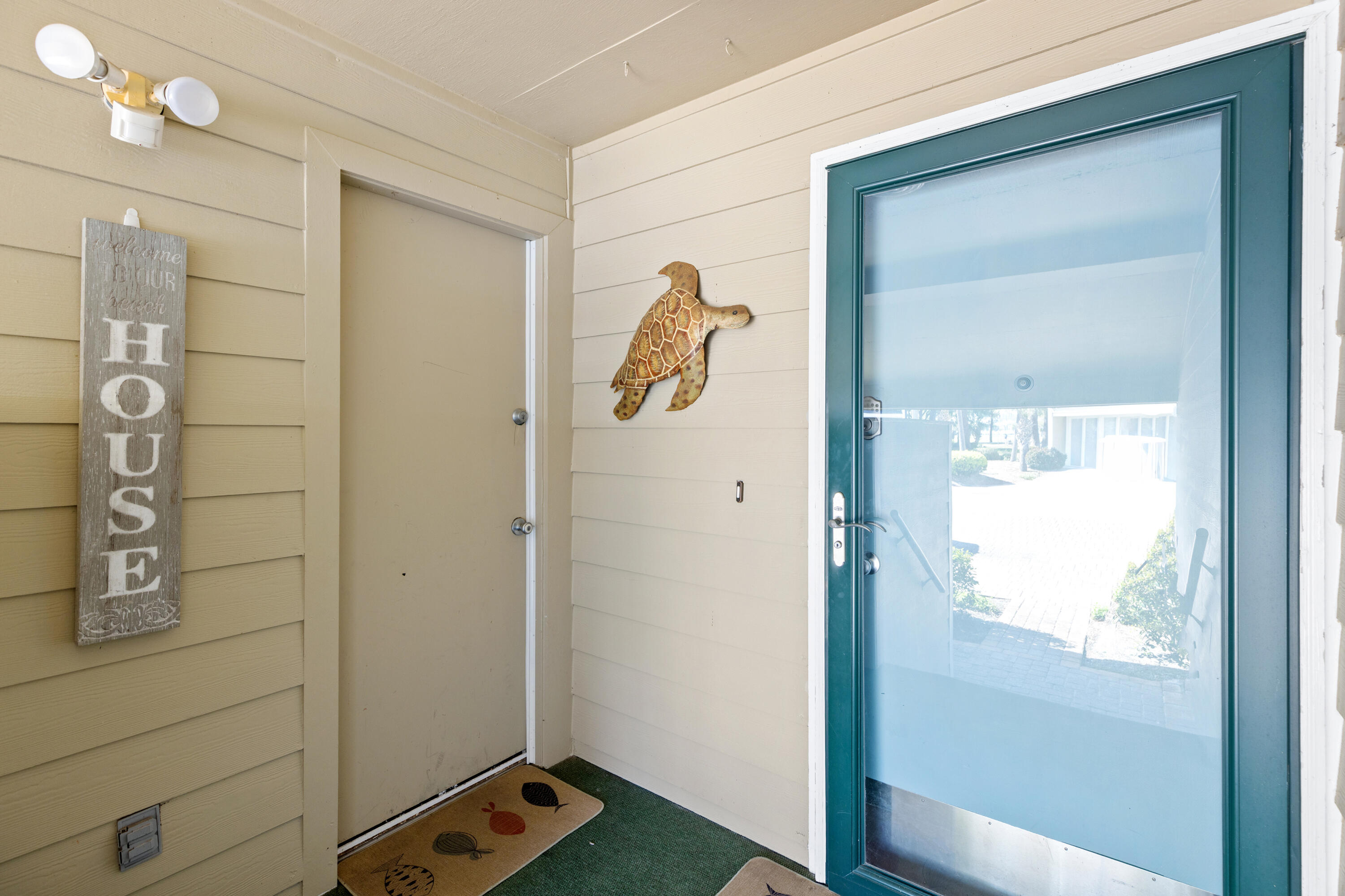 BAYOU VILLAGE CONDO PH 1 - Residential