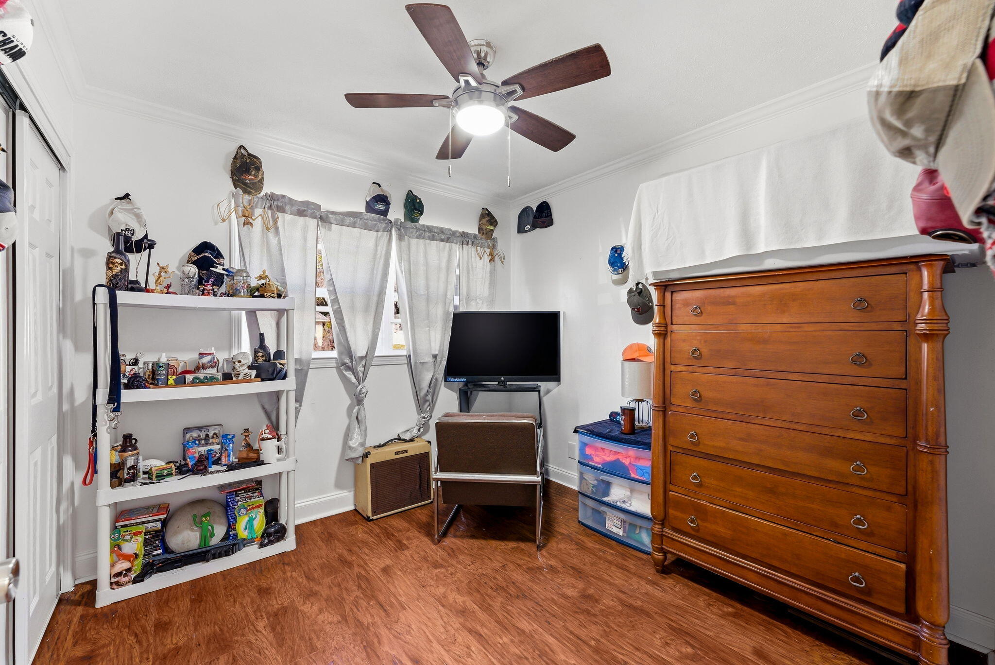 LAKE DRIVE HEIGHTS - Residential