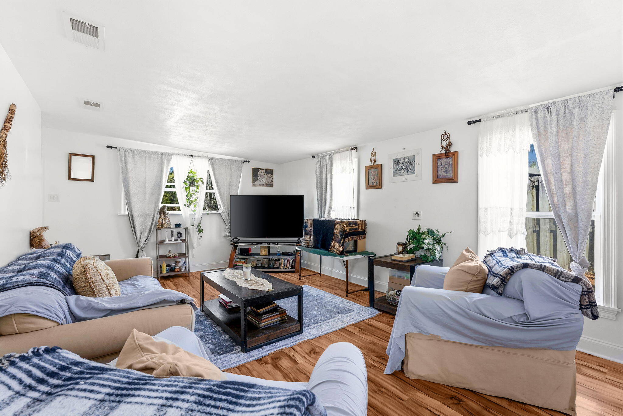 LAKE DRIVE HEIGHTS - Residential