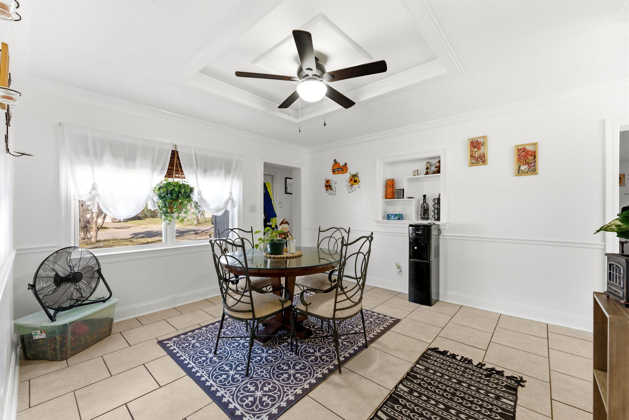 LAKE DRIVE HEIGHTS - Residential