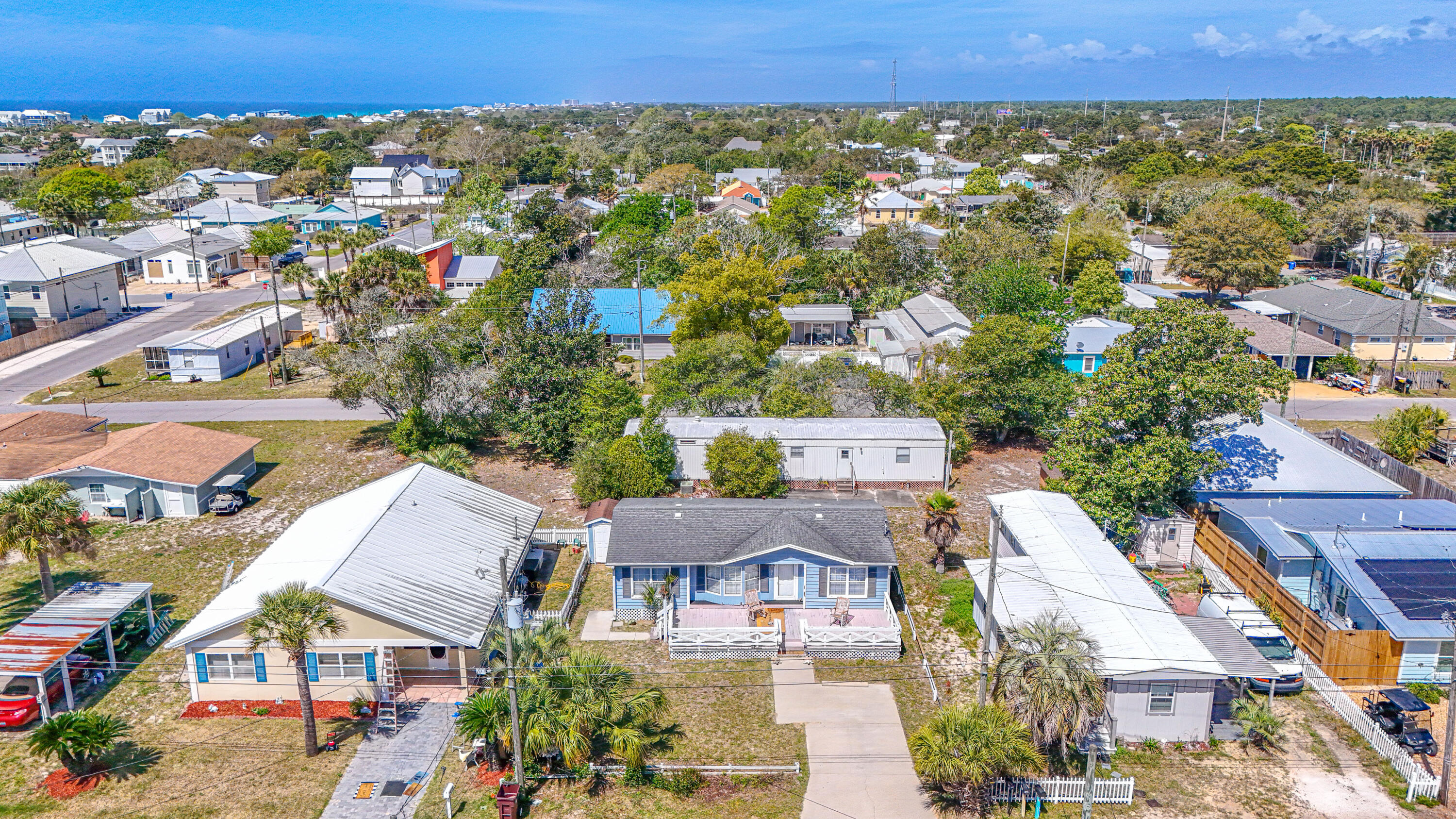 LAGUNA BEACH 6TH ADDN - Residential