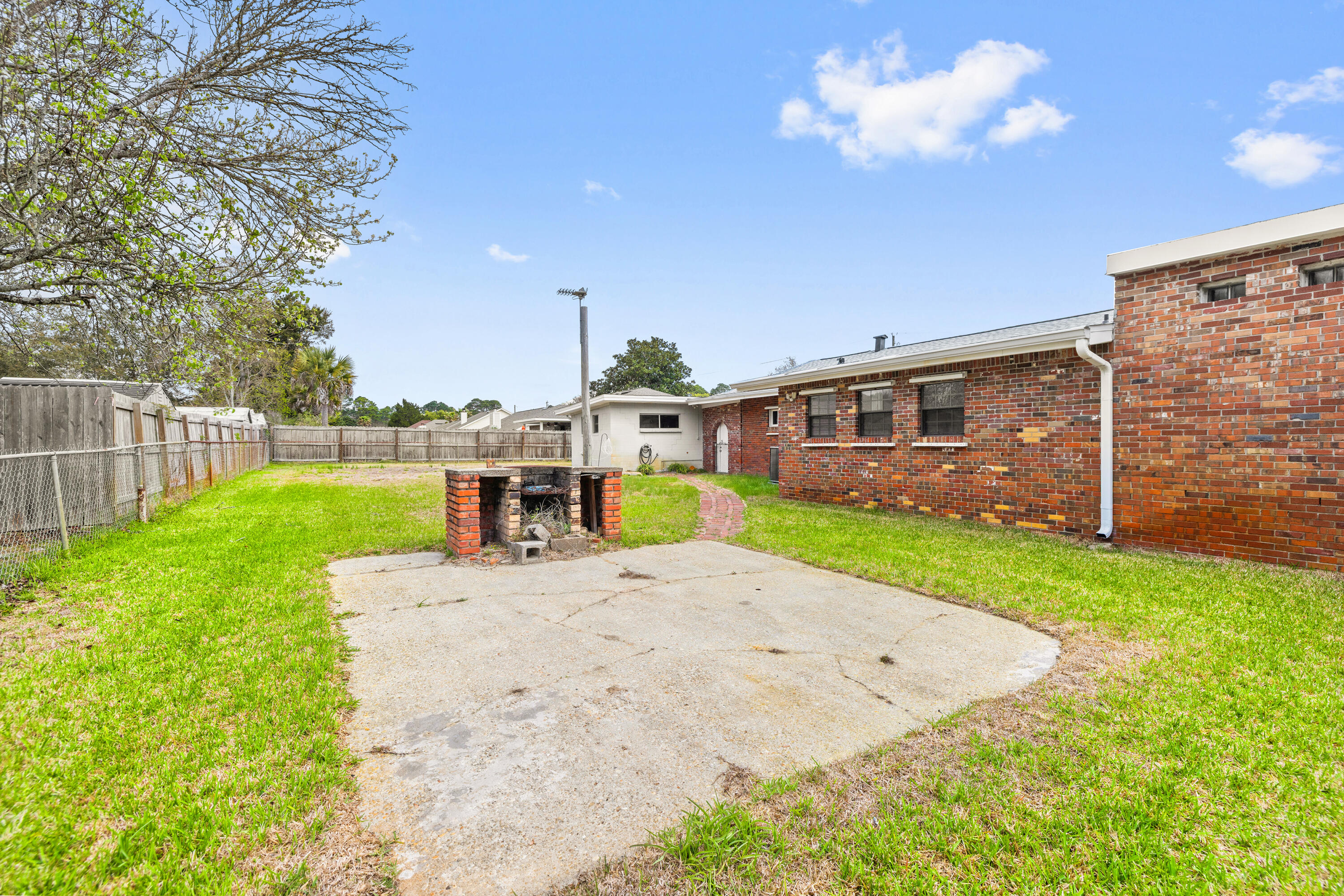 WYNNEHAVEN BEACH ESTATES - Residential