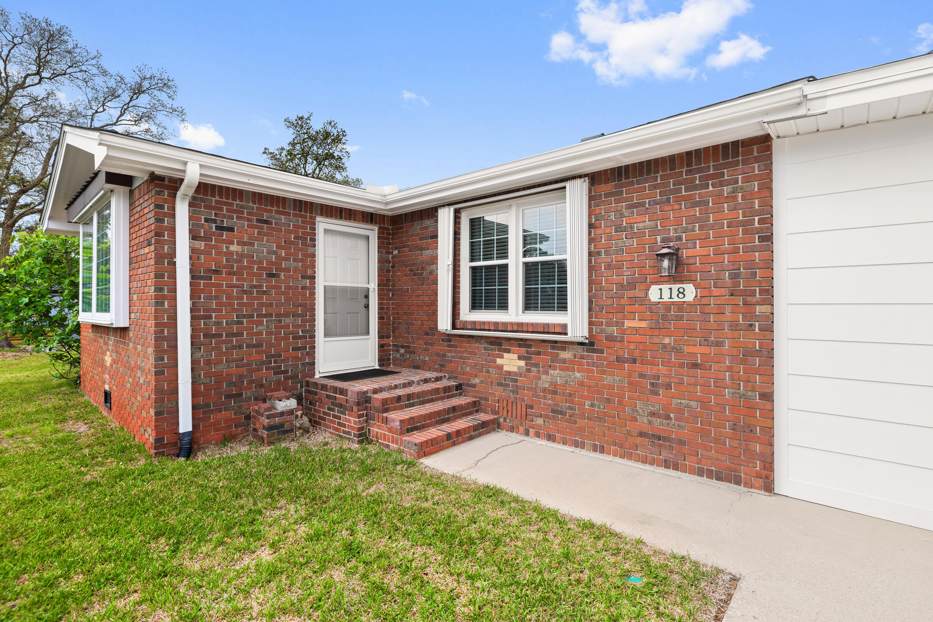 WYNNEHAVEN BEACH ESTATES - Residential