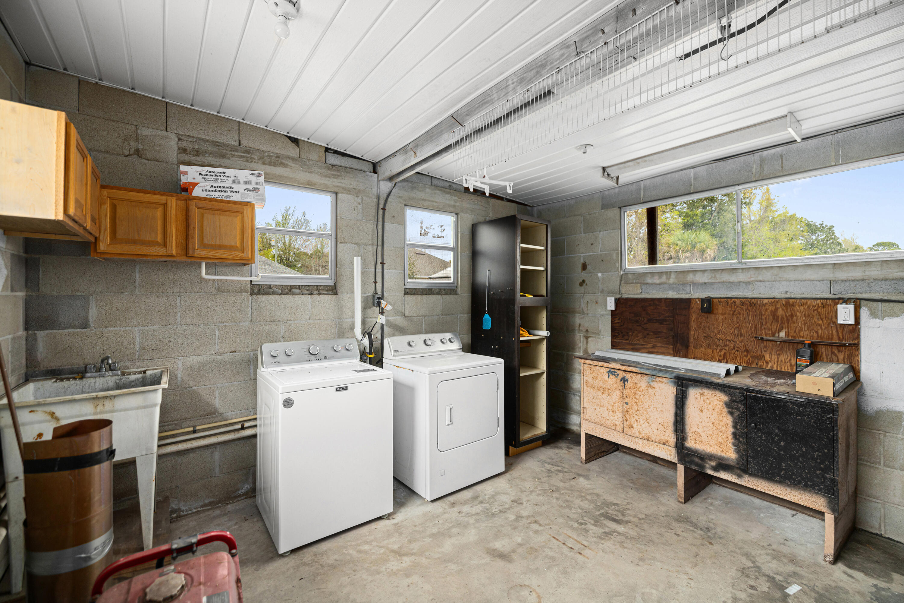 WYNNEHAVEN BEACH ESTATES - Residential