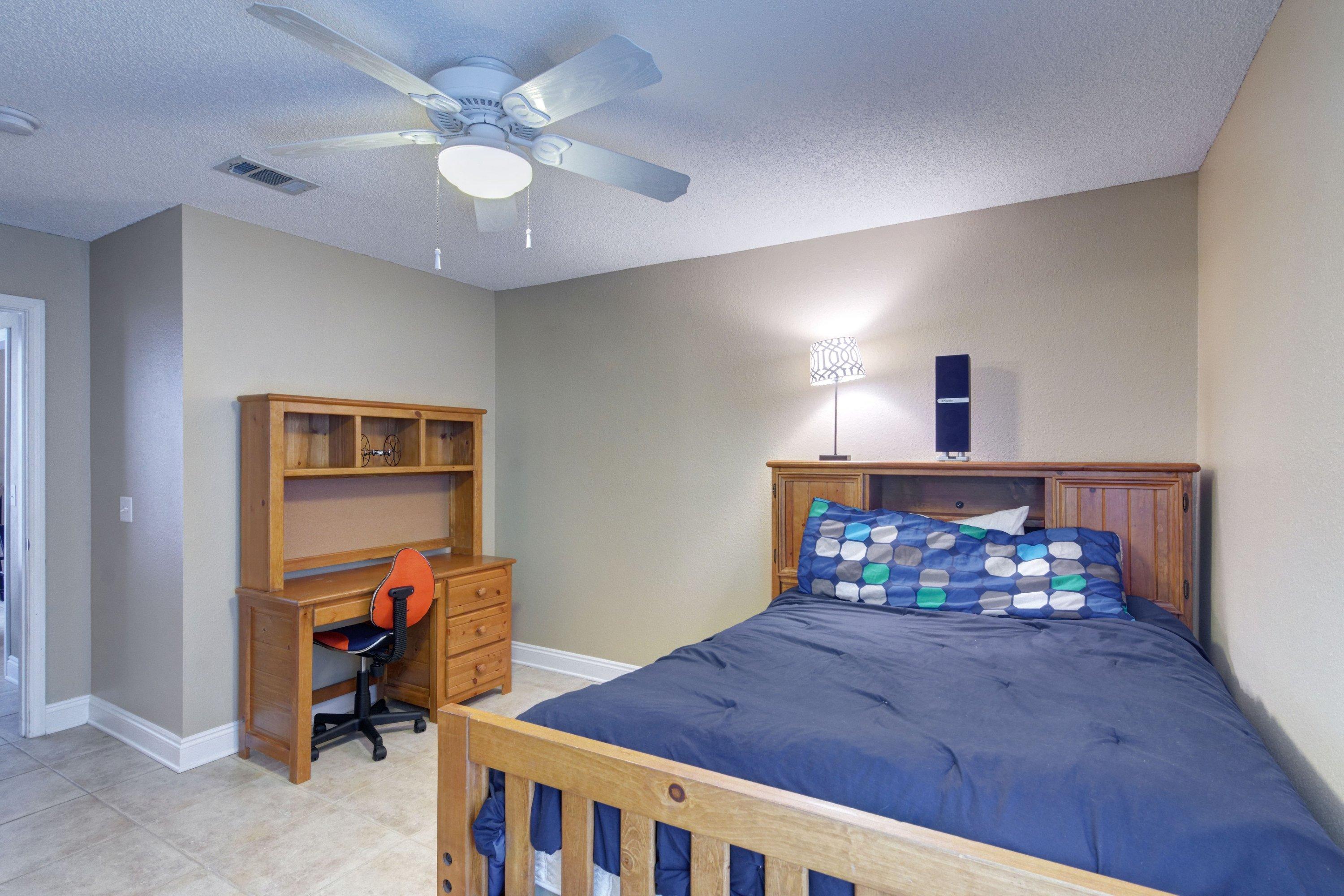 WOODLAWN HEIGHTS - Residential