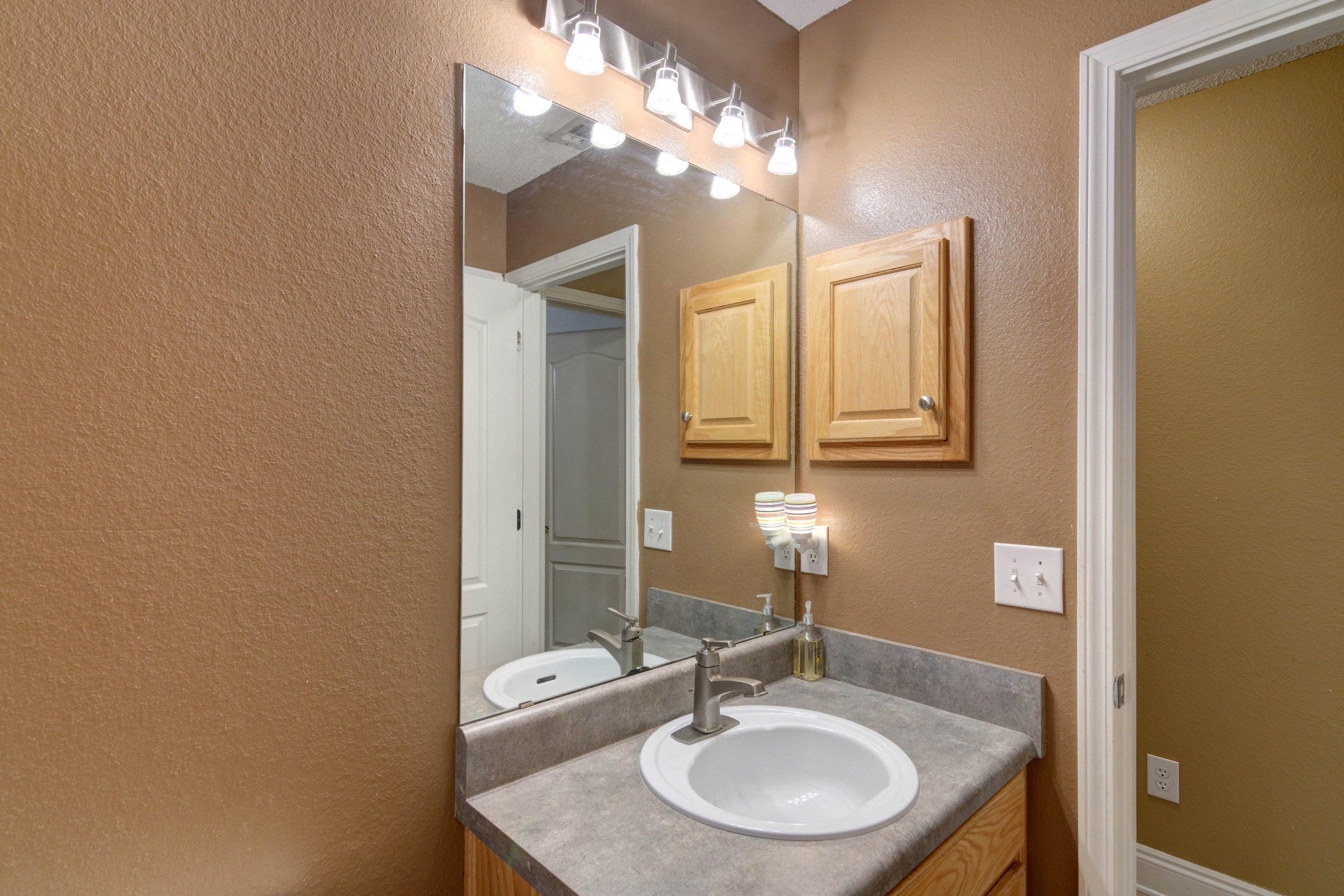 WOODLAWN HEIGHTS - Residential