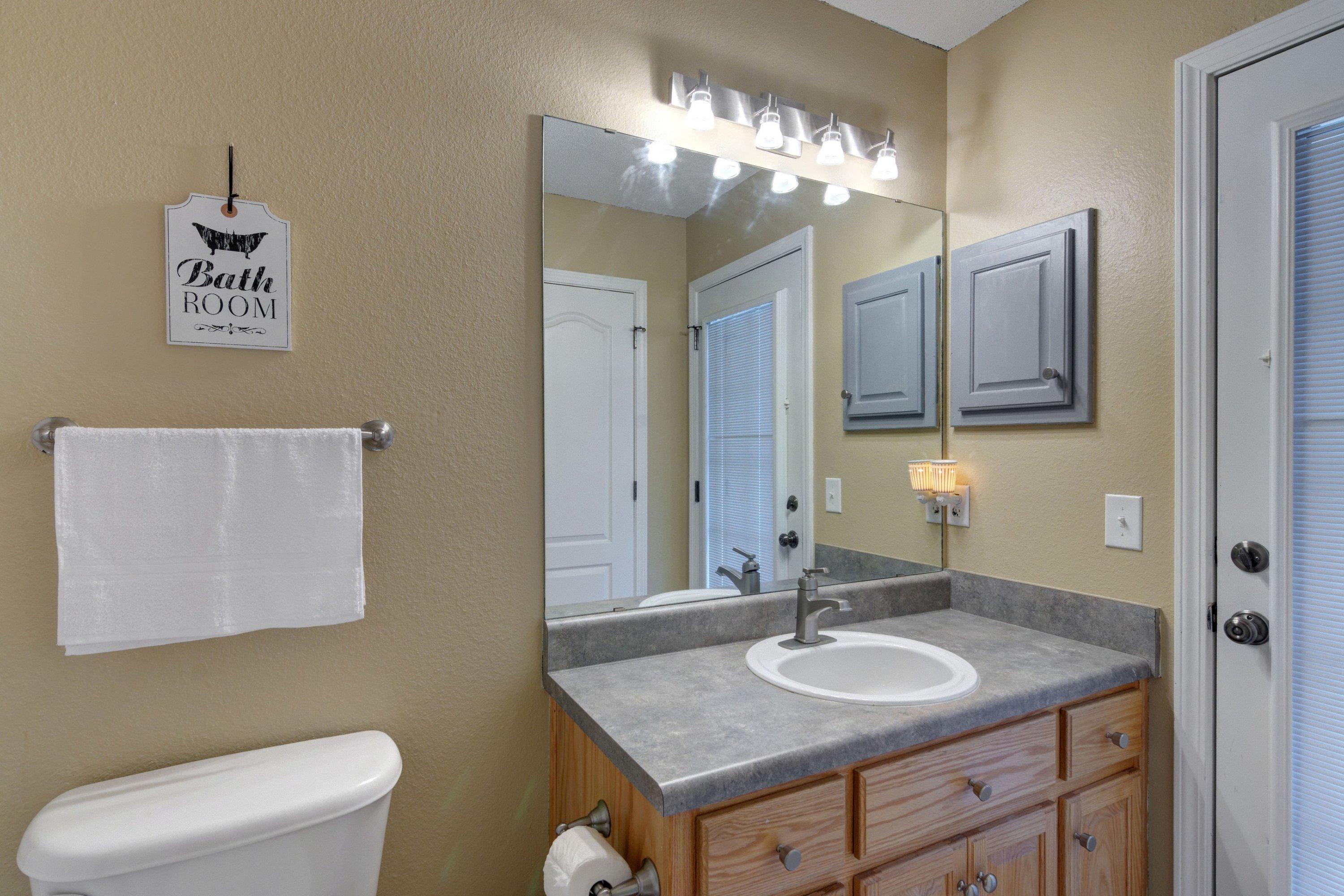 WOODLAWN HEIGHTS - Residential