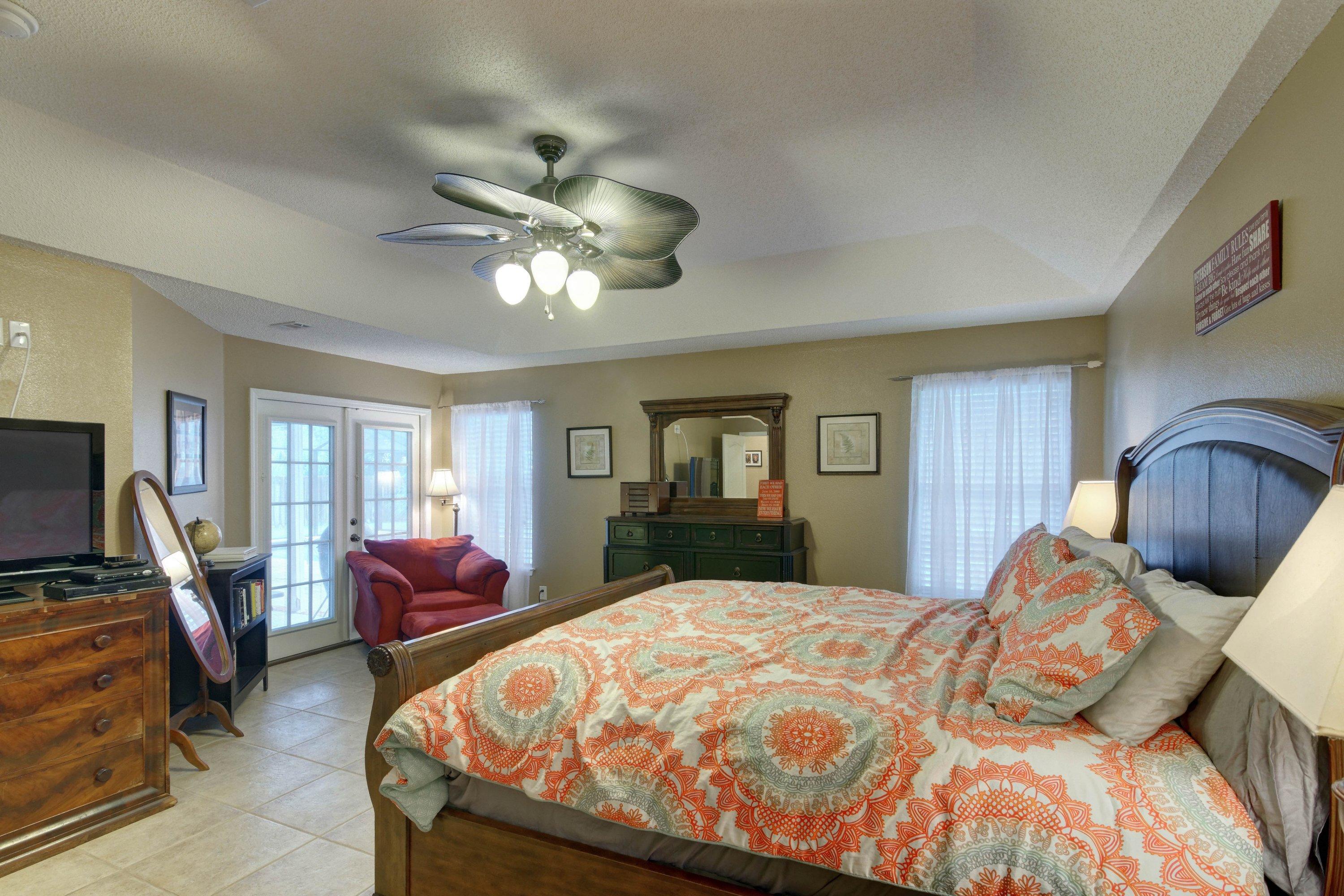 WOODLAWN HEIGHTS - Residential