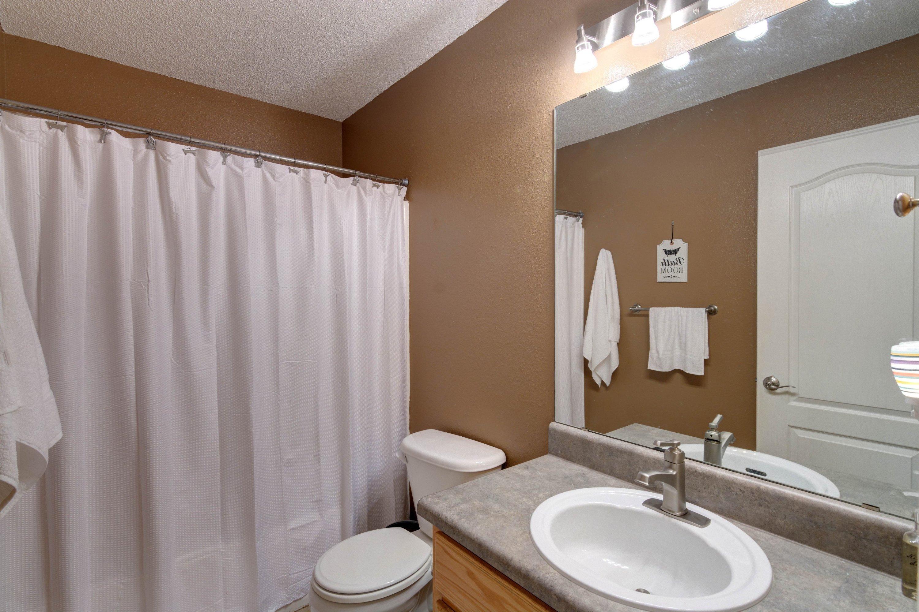 WOODLAWN HEIGHTS - Residential