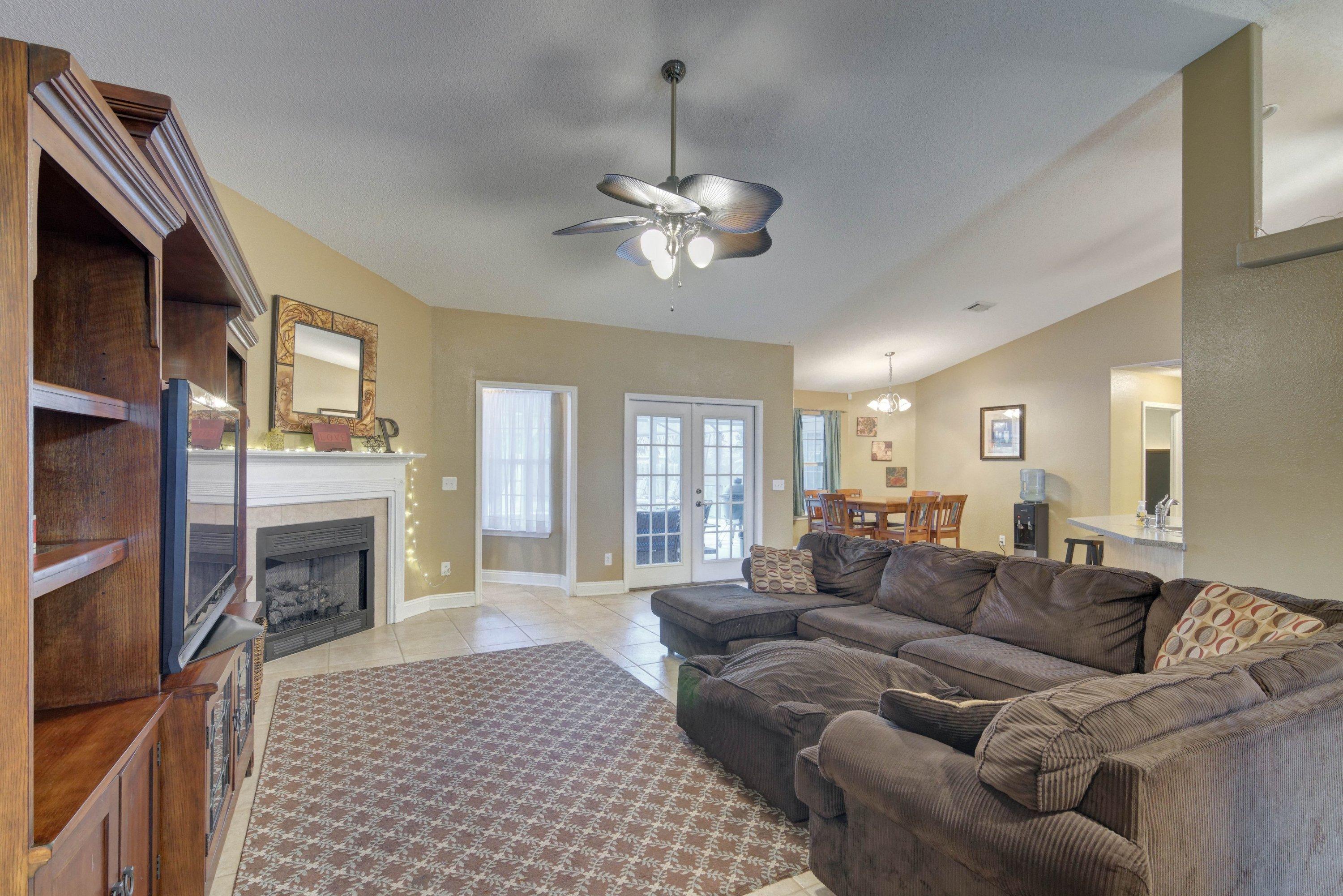 WOODLAWN HEIGHTS - Residential