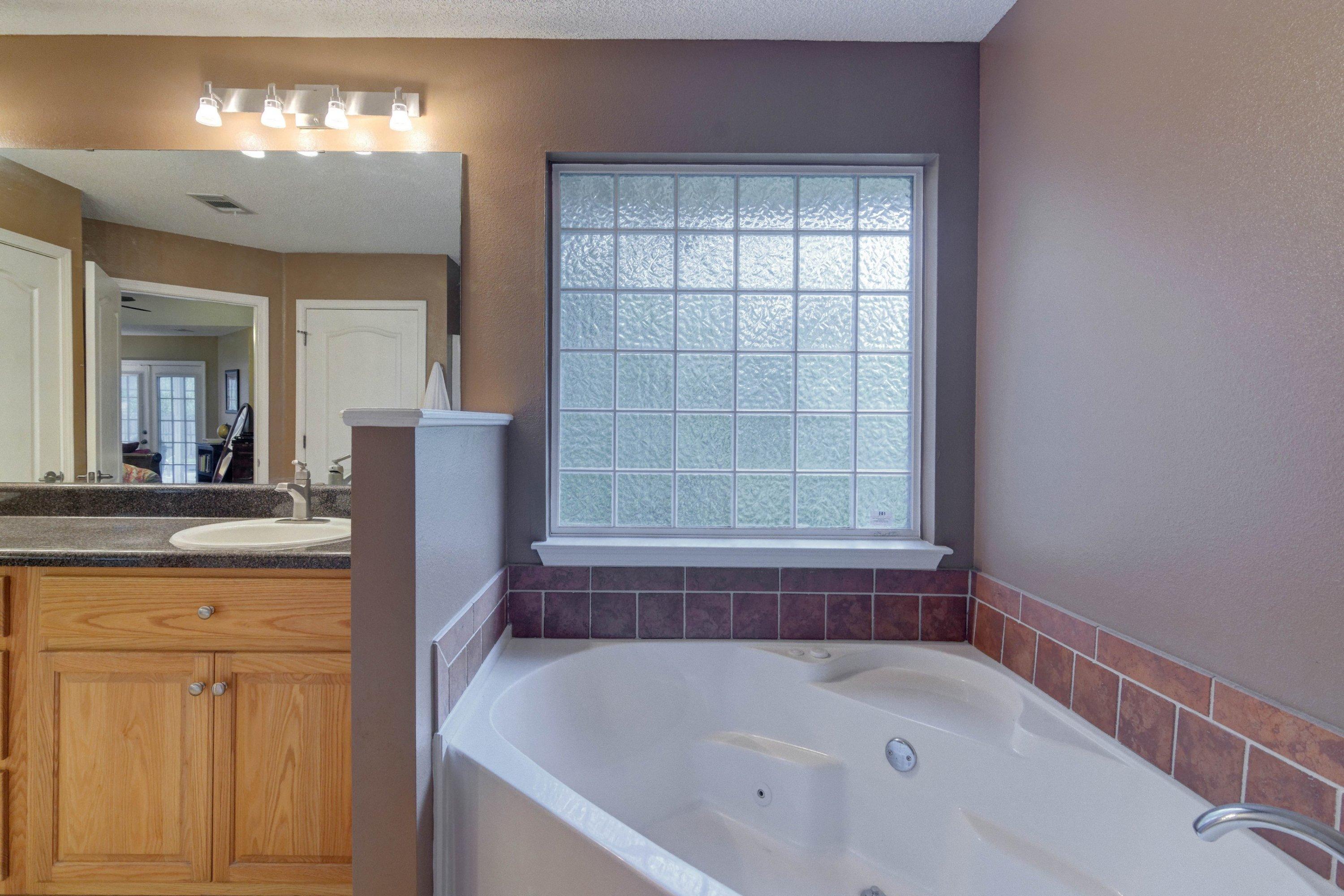 WOODLAWN HEIGHTS - Residential