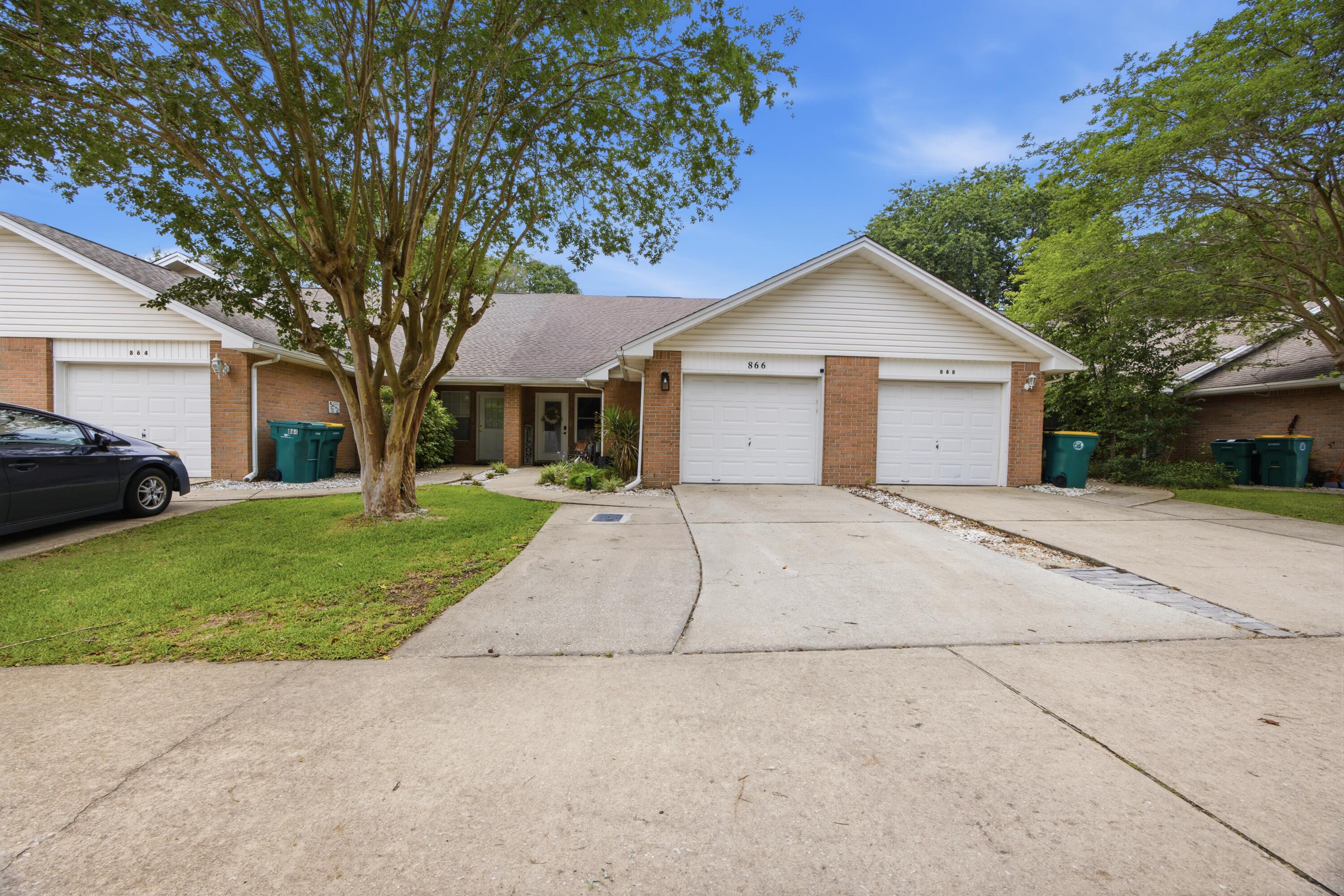 866 Dunwoody Place