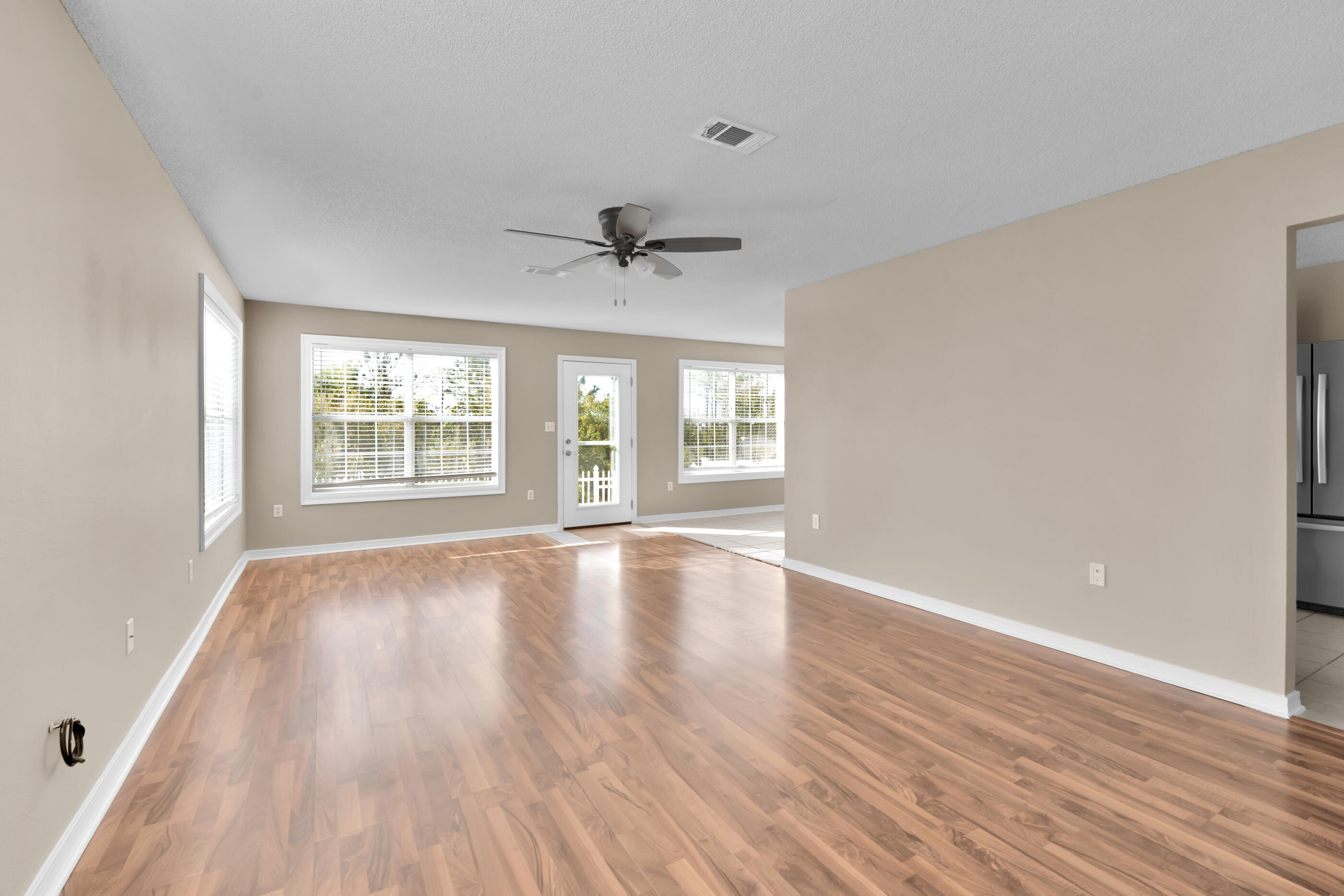 MARSH HARBOR - Residential Lease