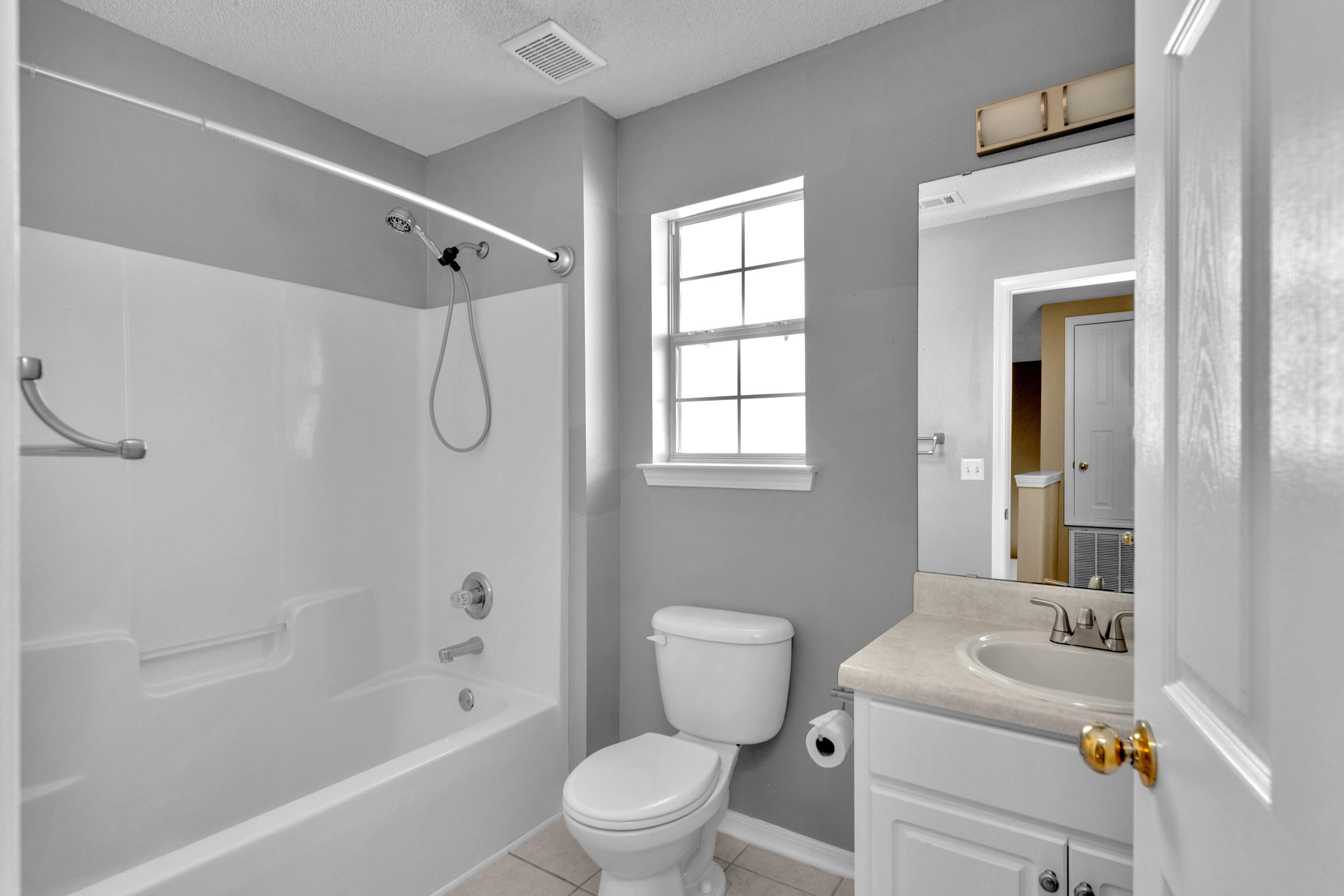 MARSH HARBOR - Residential Lease