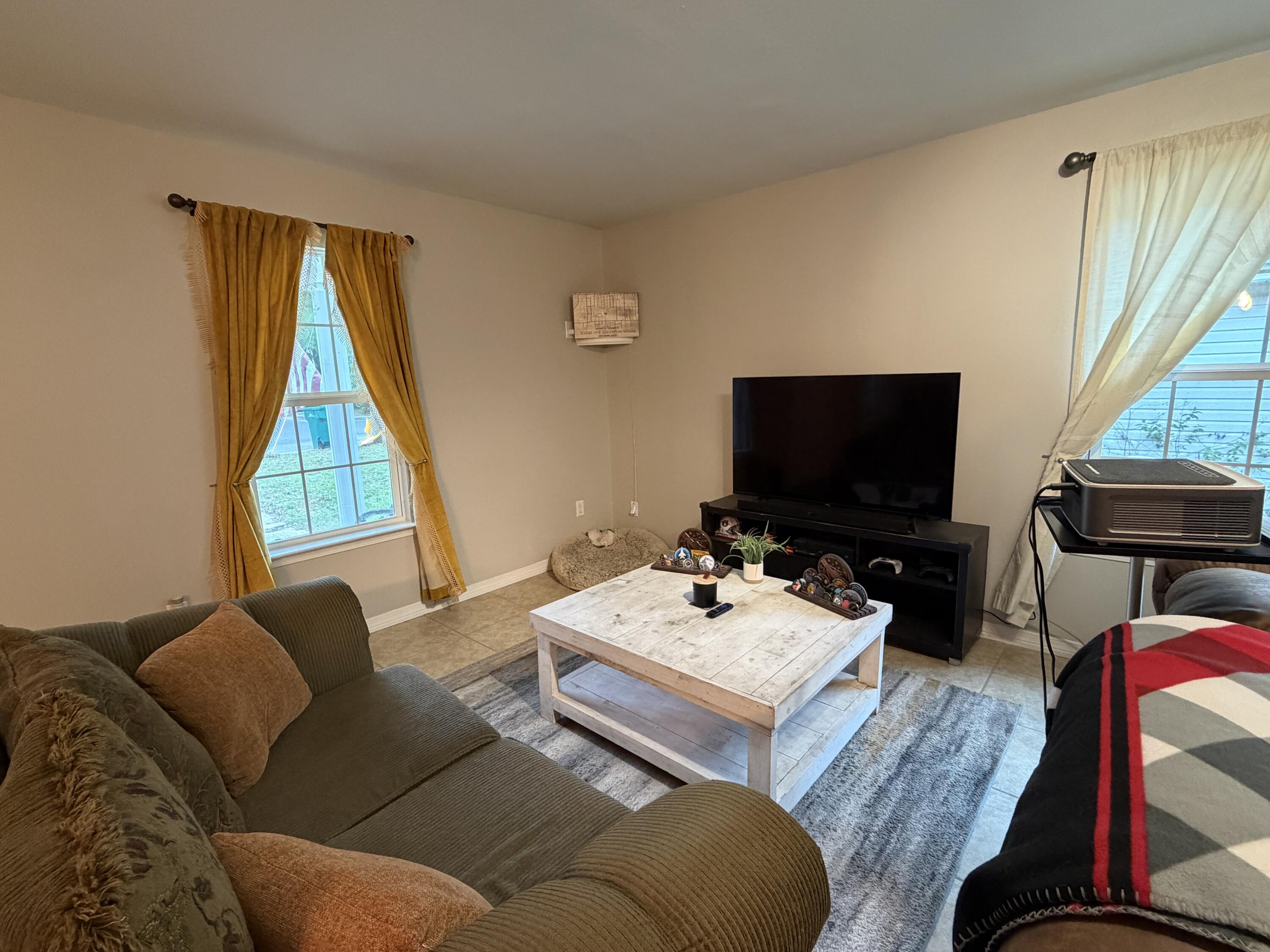 NICEVILLE VAL-P PLAT - Residential Lease