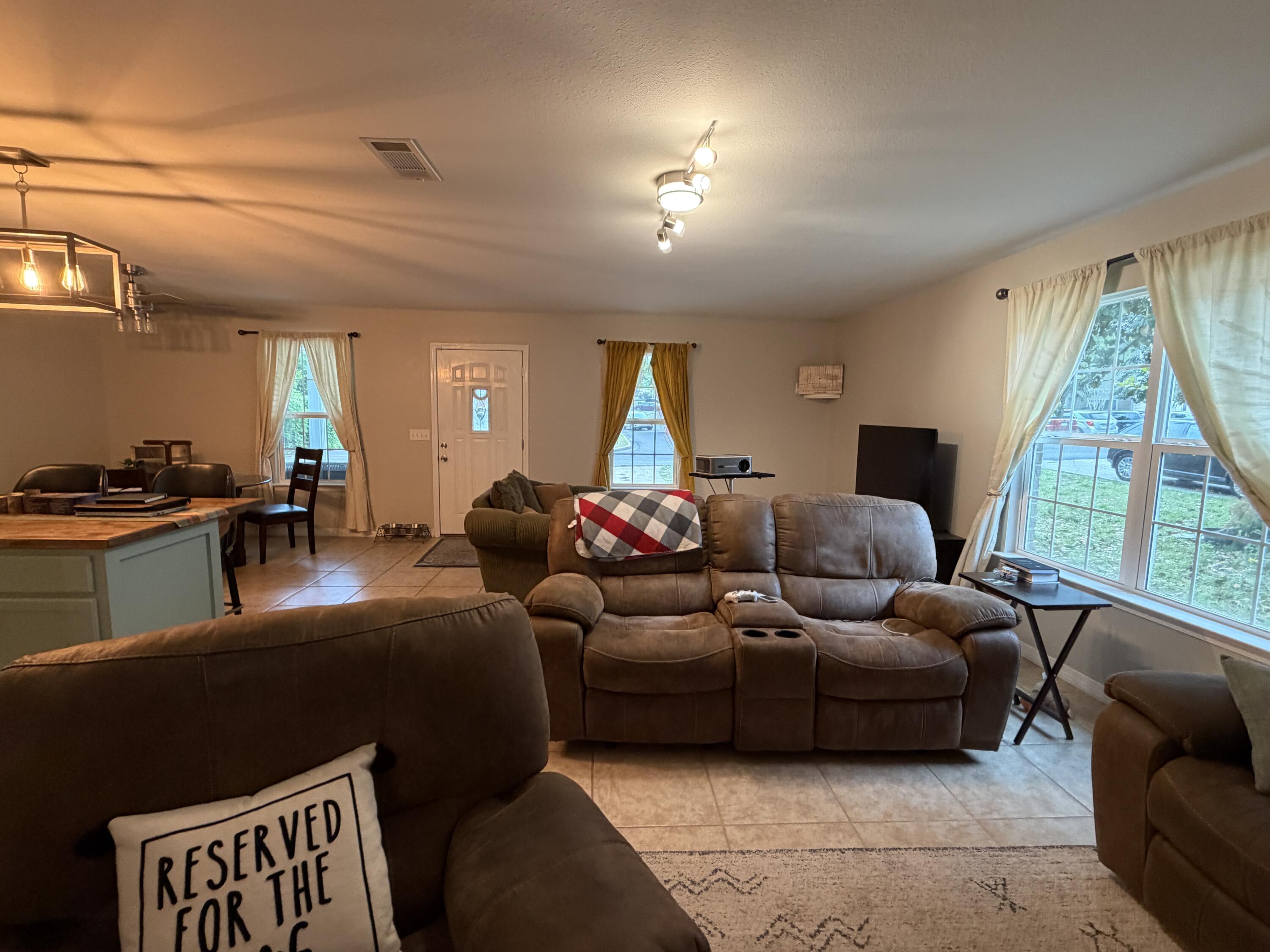 NICEVILLE VAL-P PLAT - Residential Lease